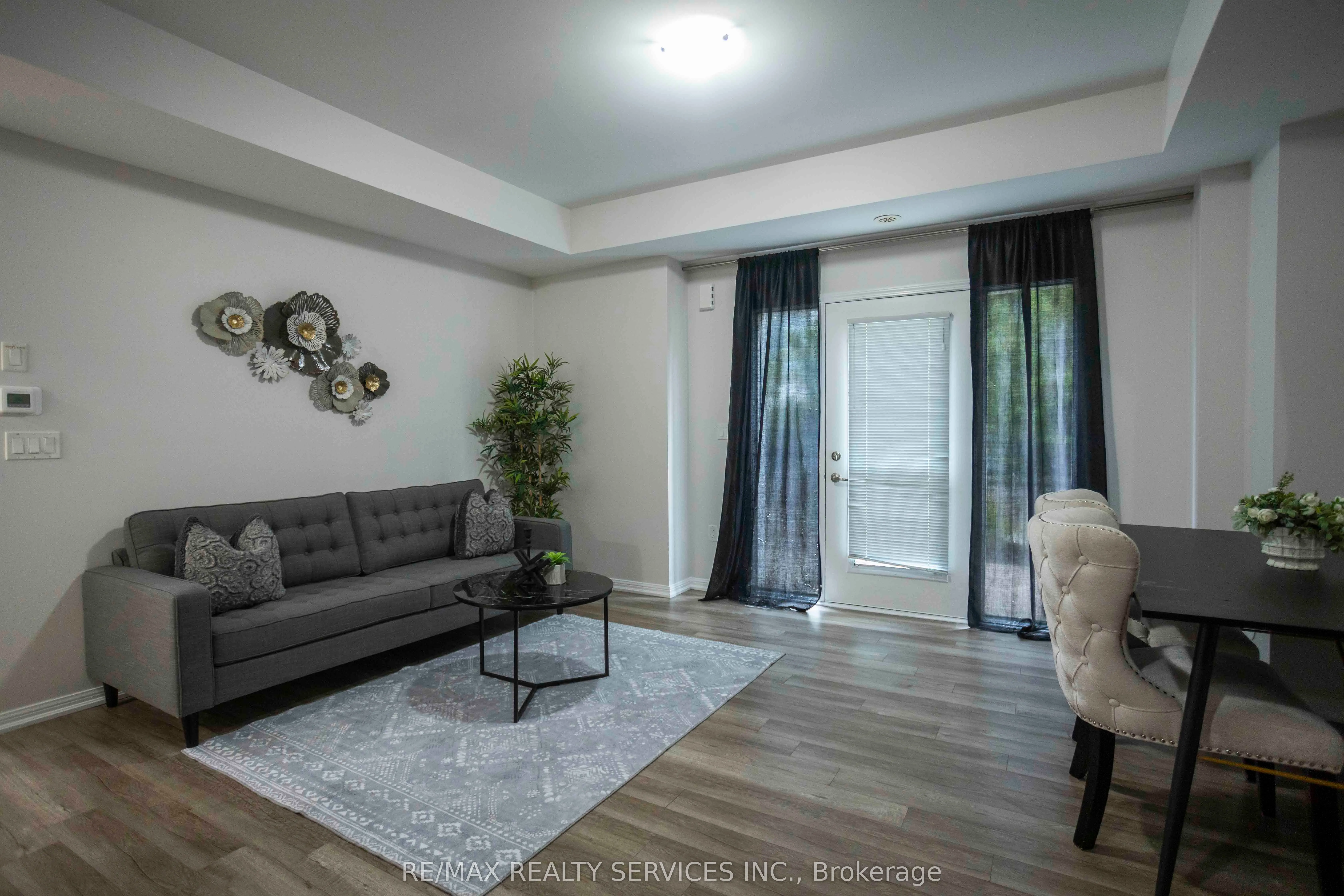 3100 Boxford Crescent, #8