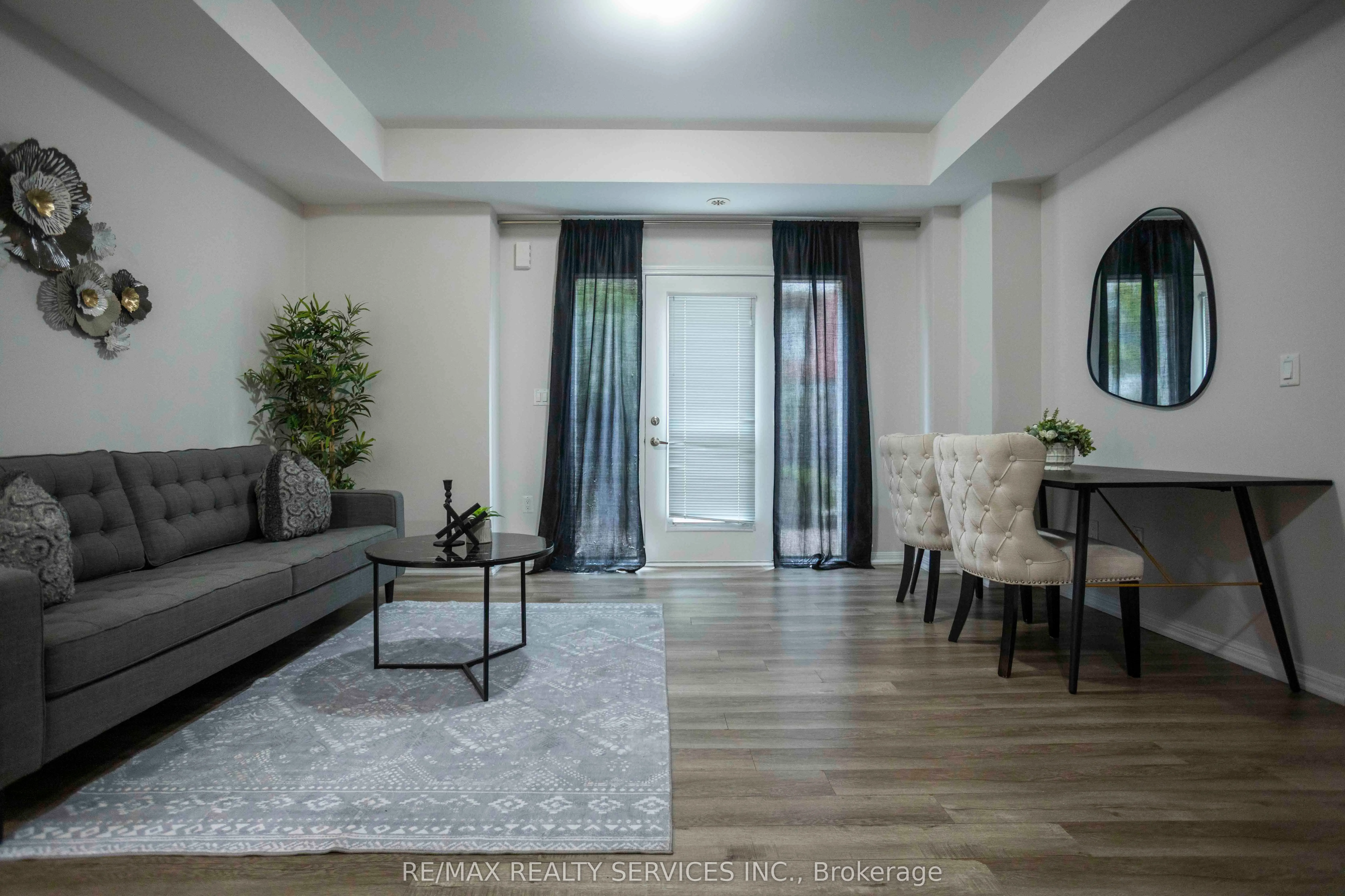 3100 Boxford Crescent, #8