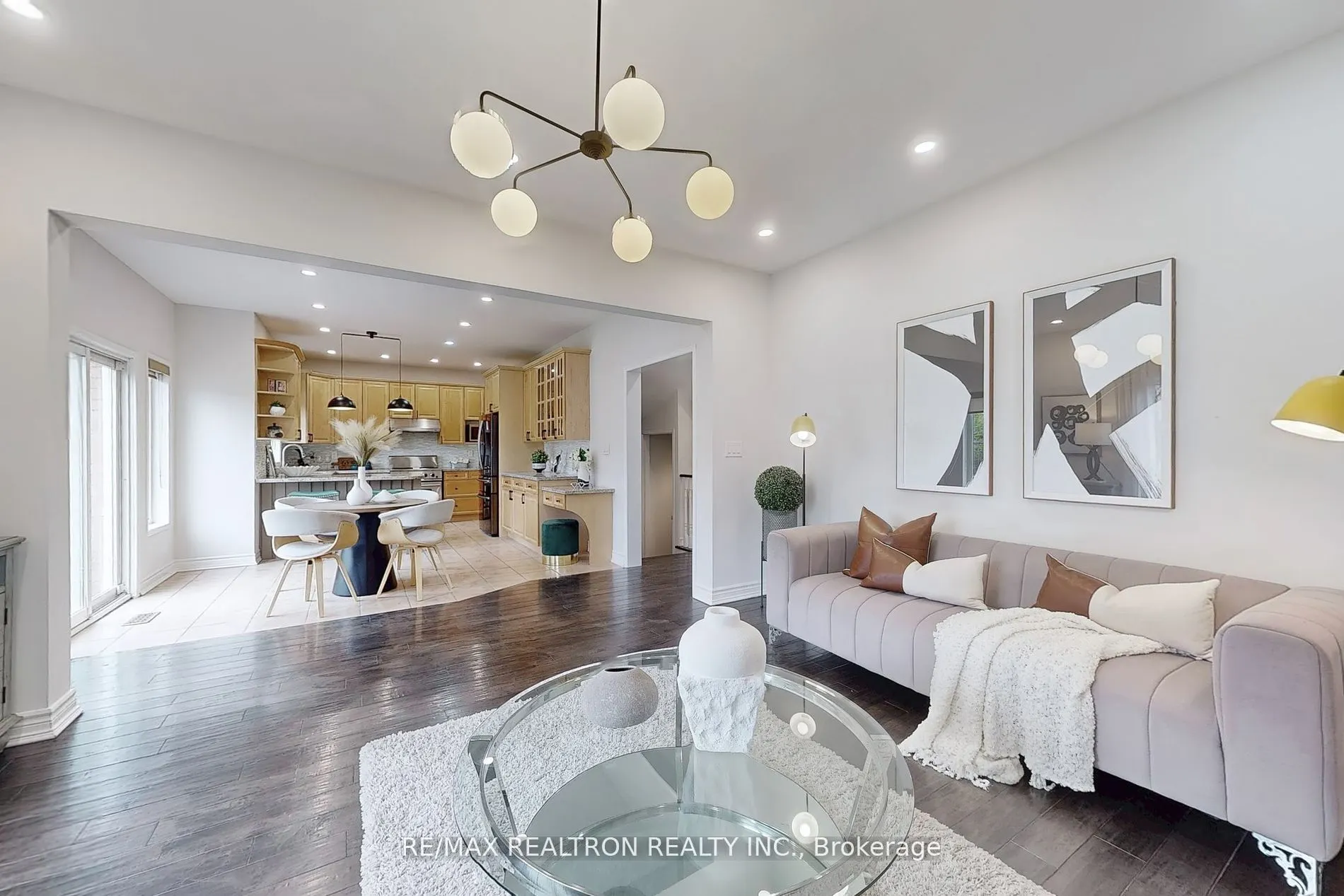 2355 Woodridge Way