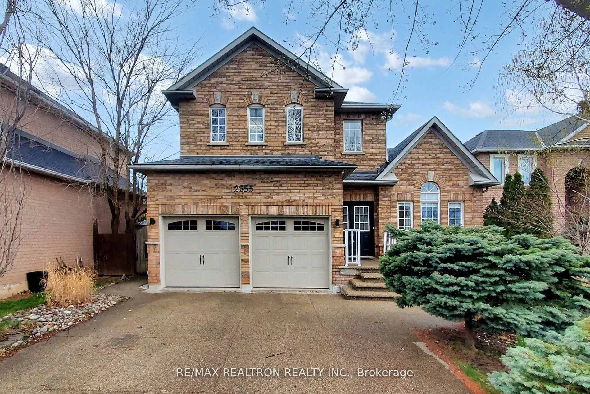 2355 Woodridge Way