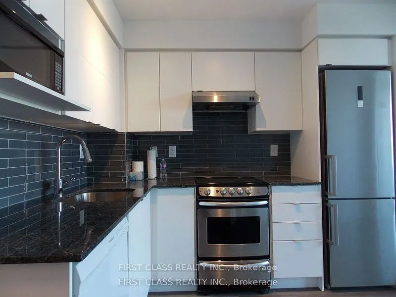160 Flemington Road, #808