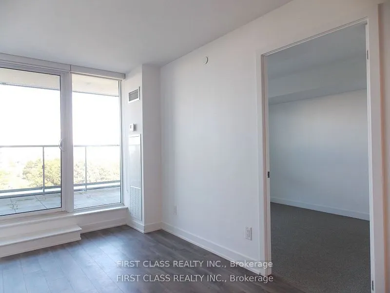 160 Flemington Road, #808