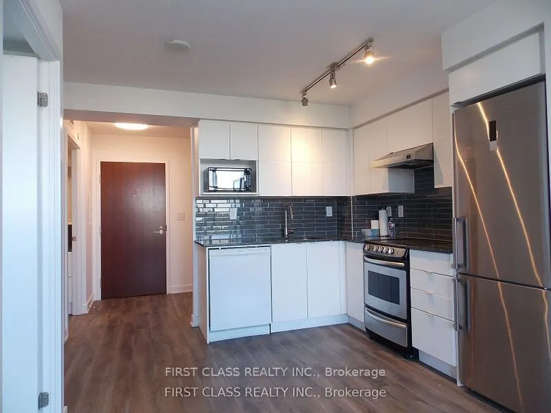 160 Flemington Road, #808