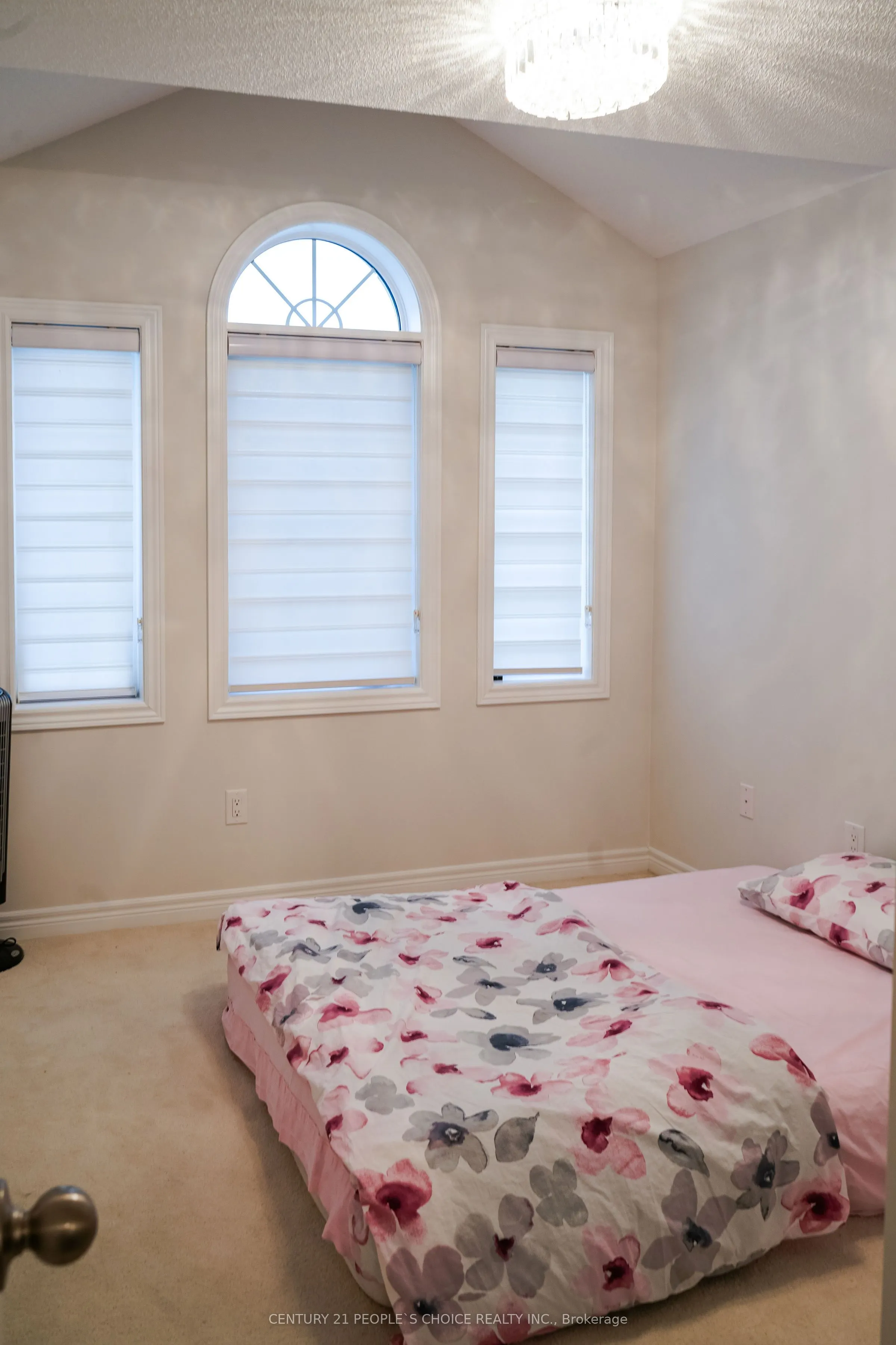 4 Kempsford Crescent