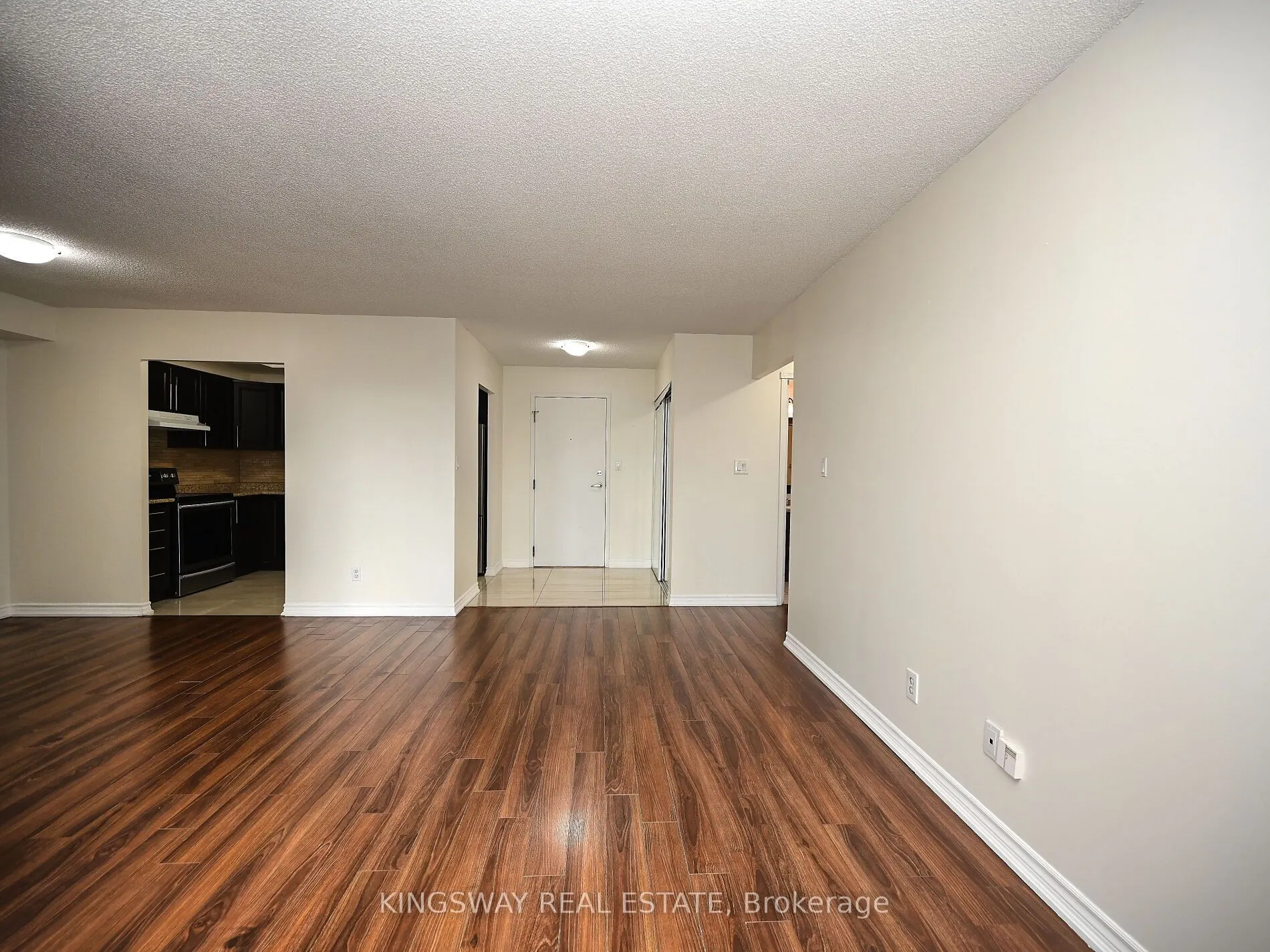 135 Hillcrest Avenue, #709