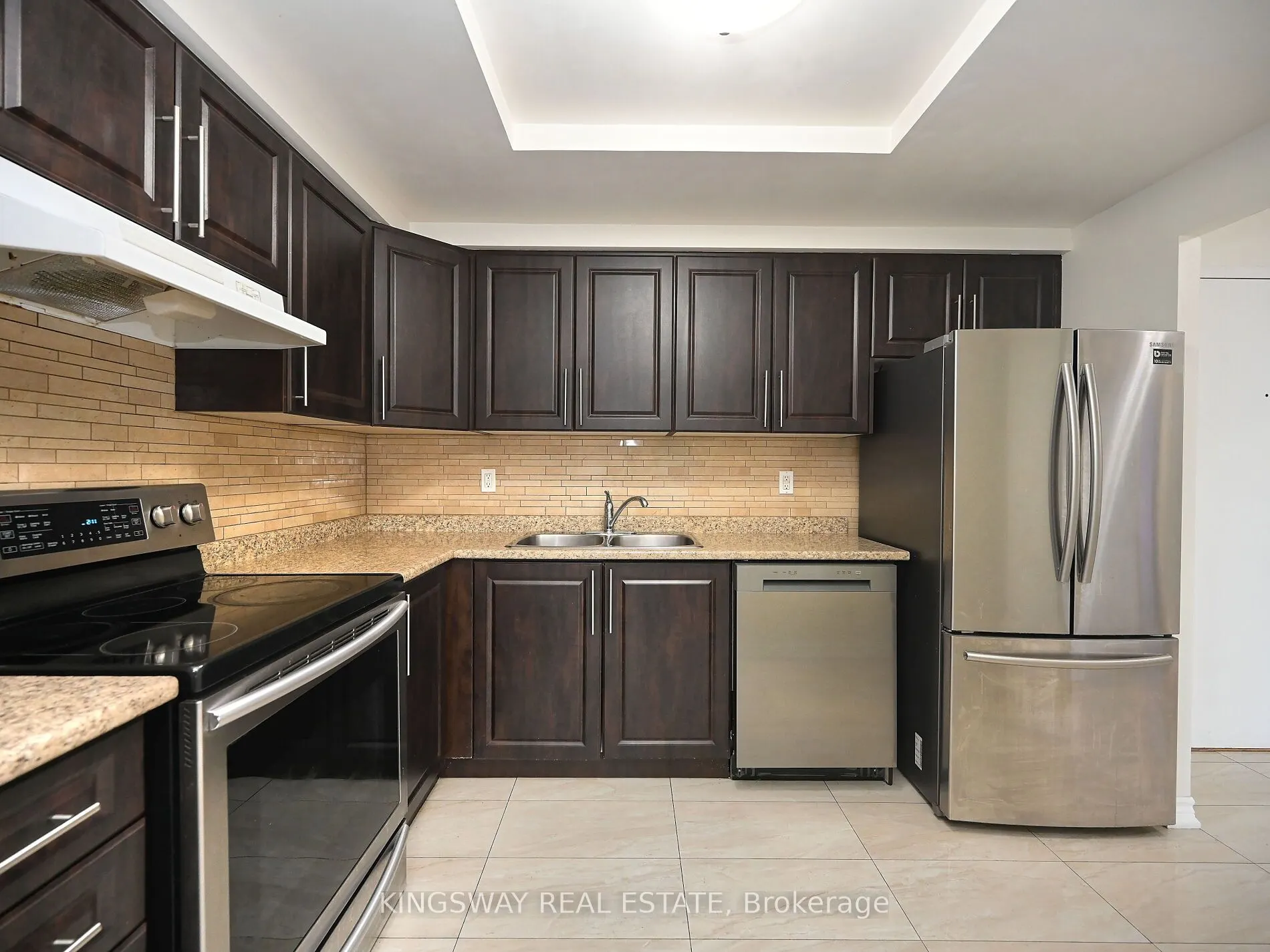 135 Hillcrest Avenue, #709