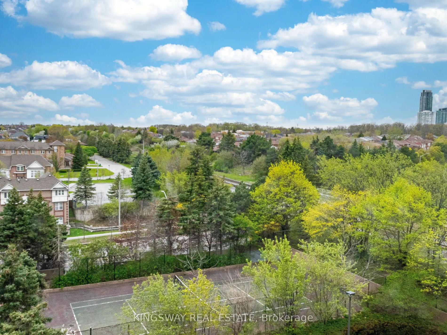 135 Hillcrest Avenue, #709