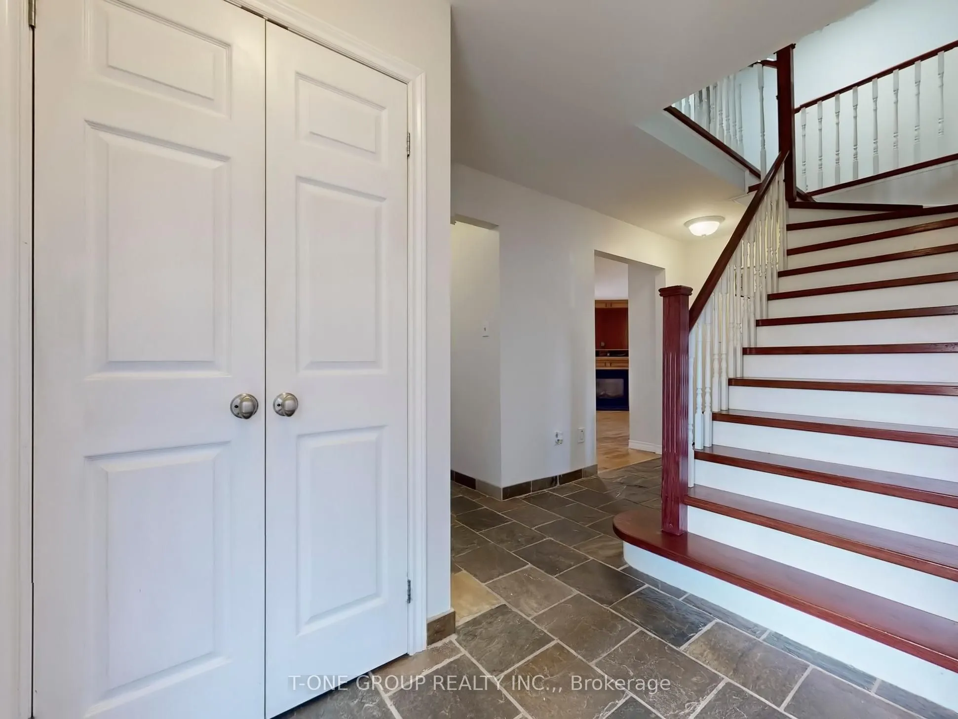 3400 Drummond Road
