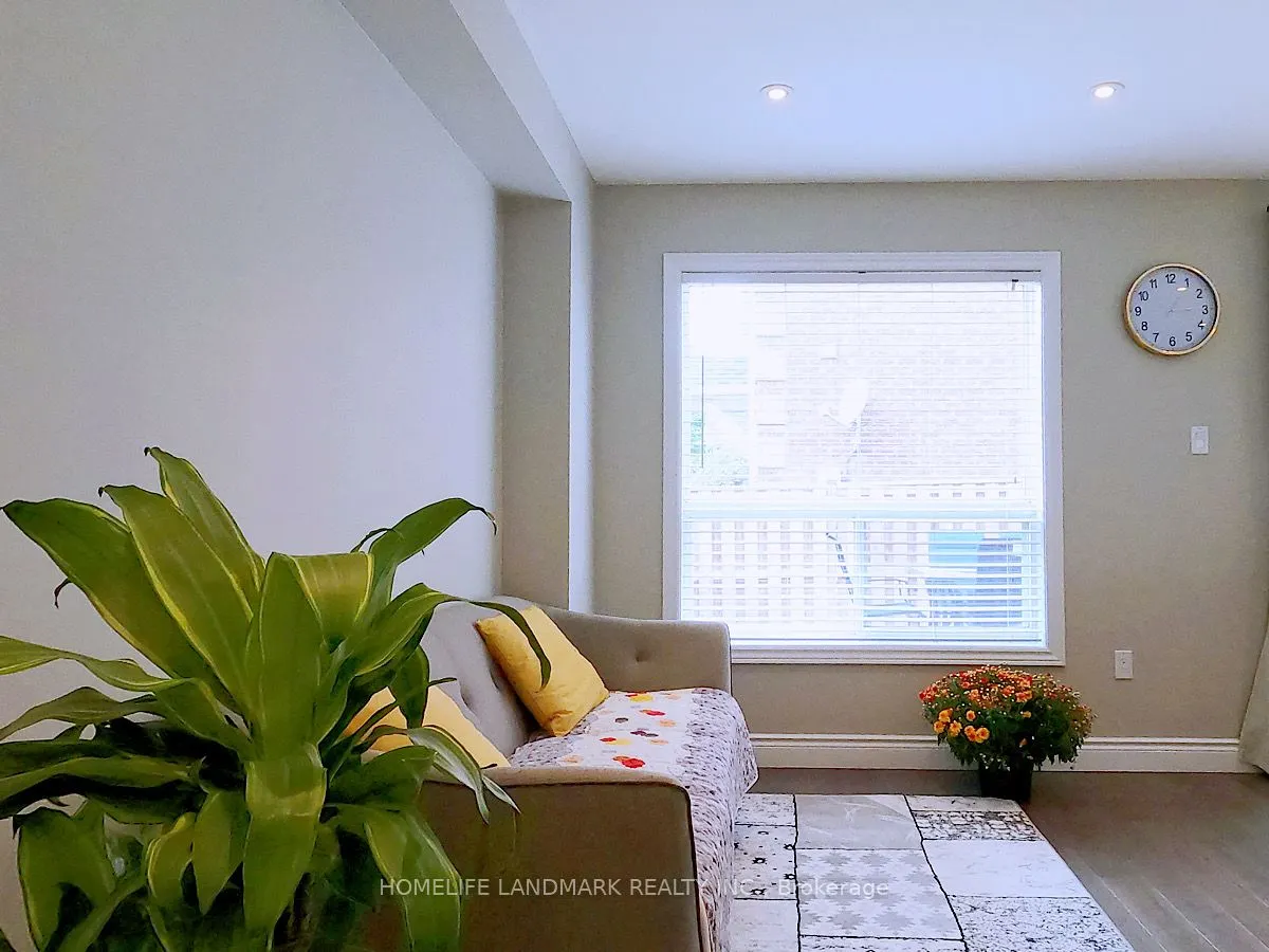 1425 Abbeywood Drive, #12
