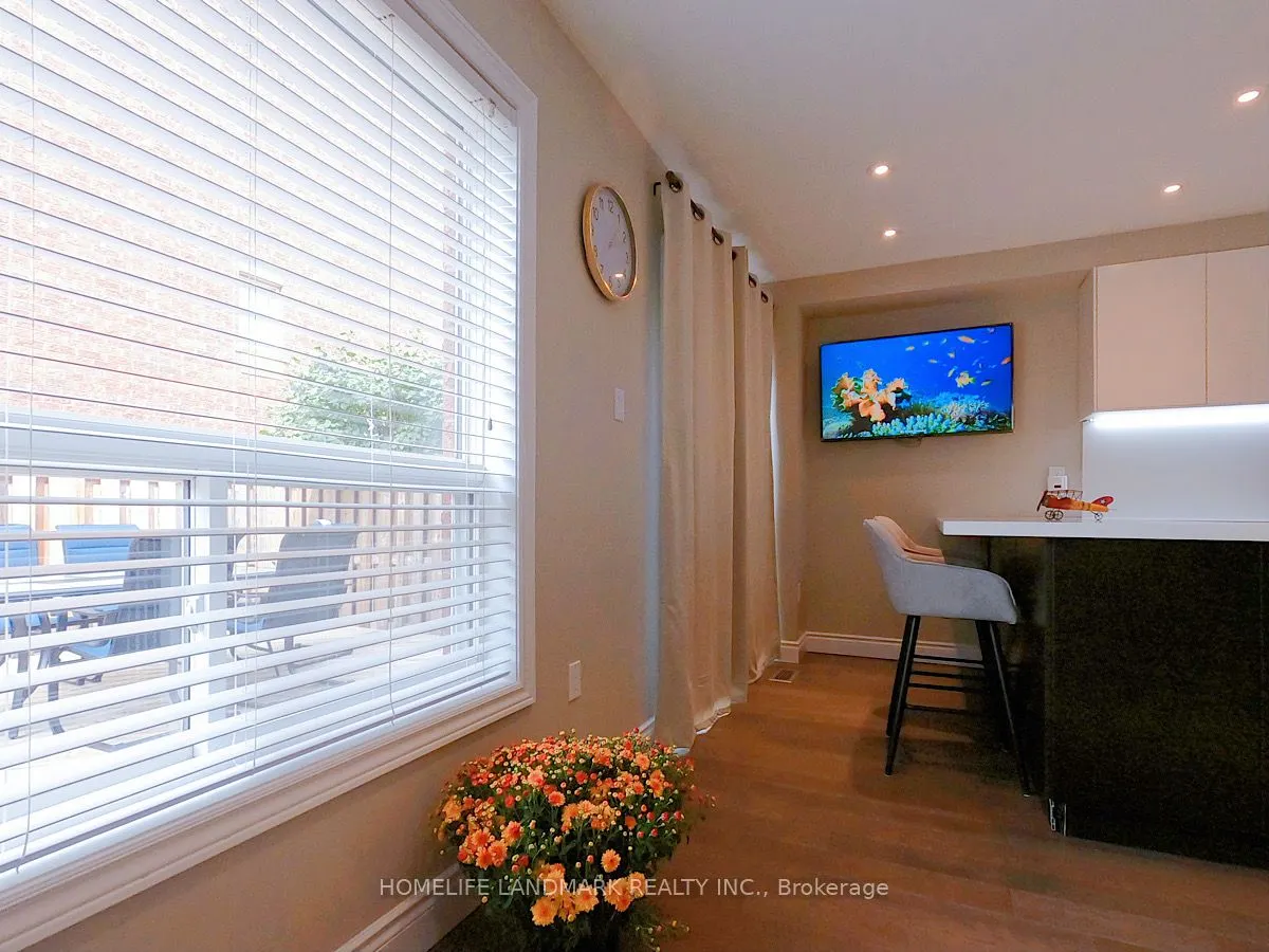 1425 Abbeywood Drive, #12