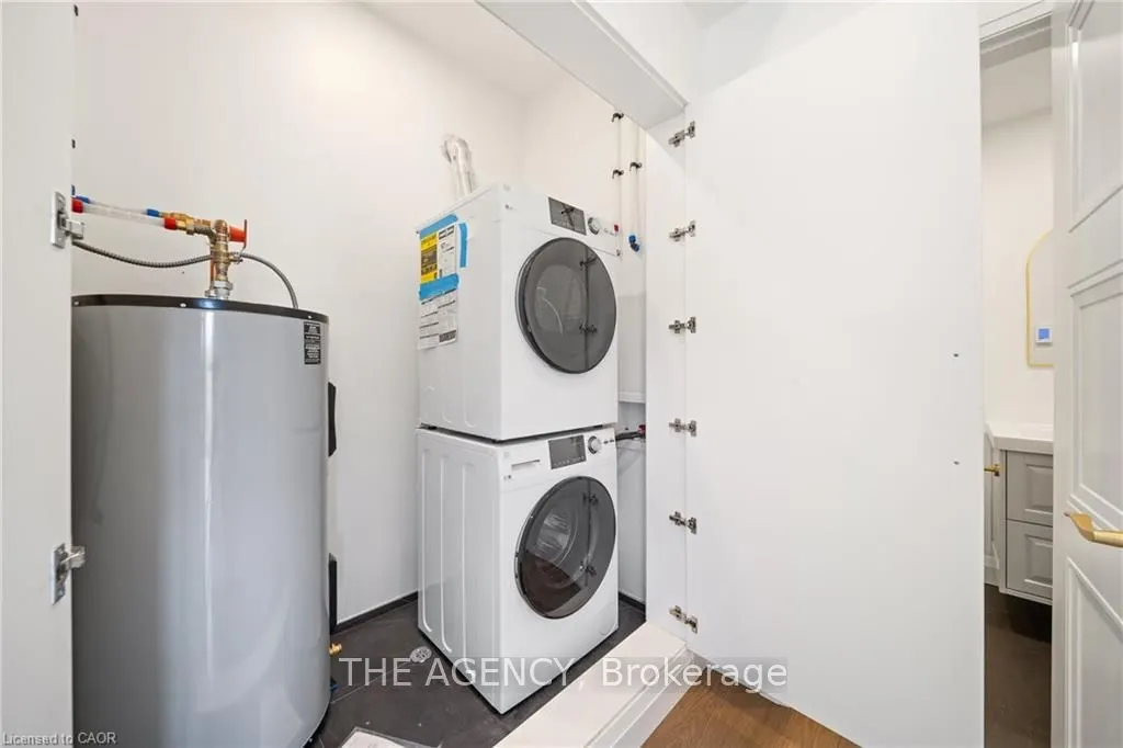 153 Main Street E, #7