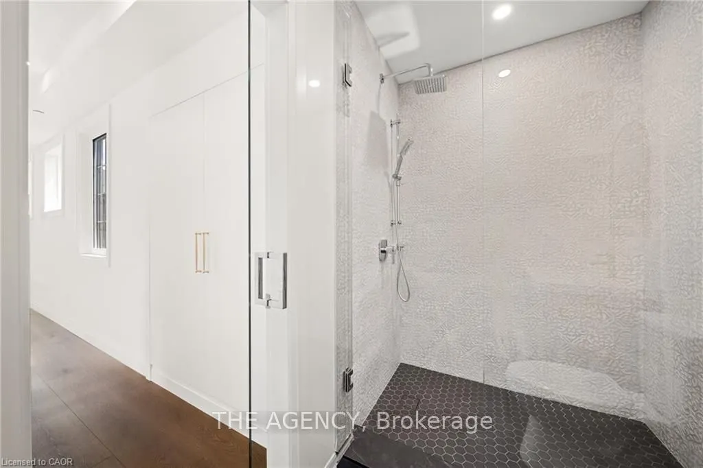 153 Main Street E, #7