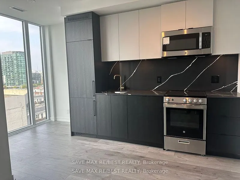 285 Dufferin Street, #726