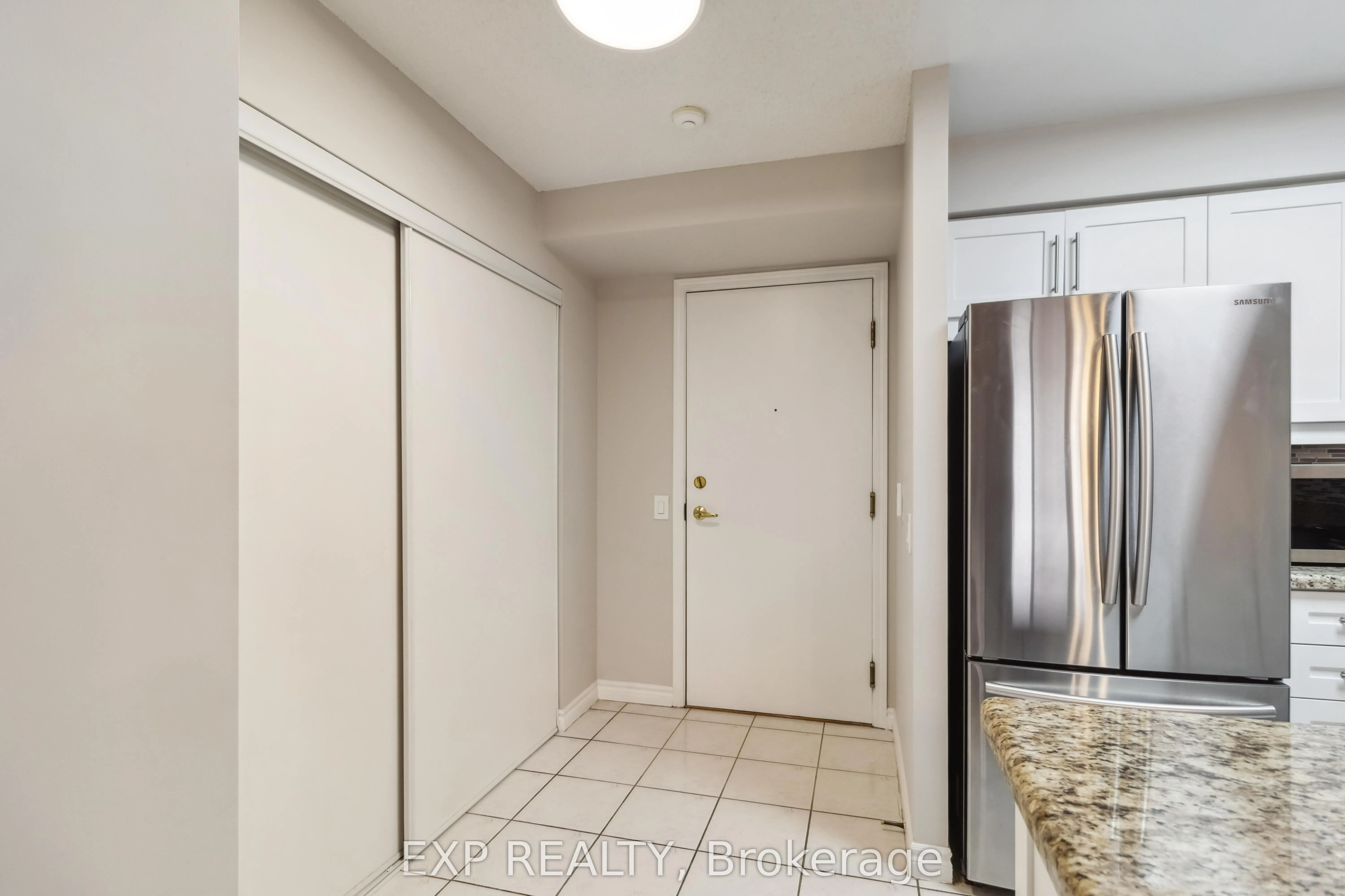 25 Kingsbridge Garden Circle, #616