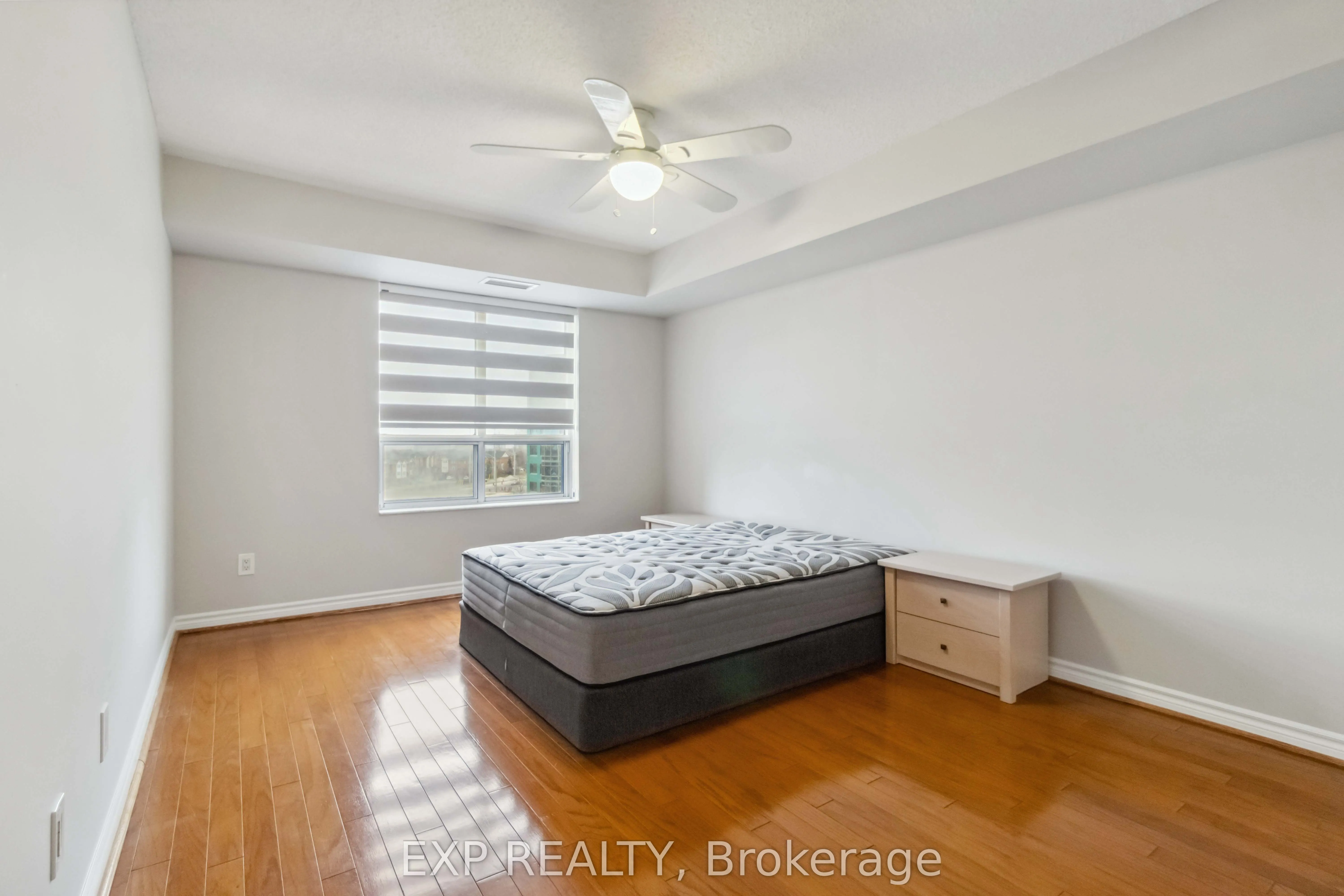 25 Kingsbridge Garden Circle, #616