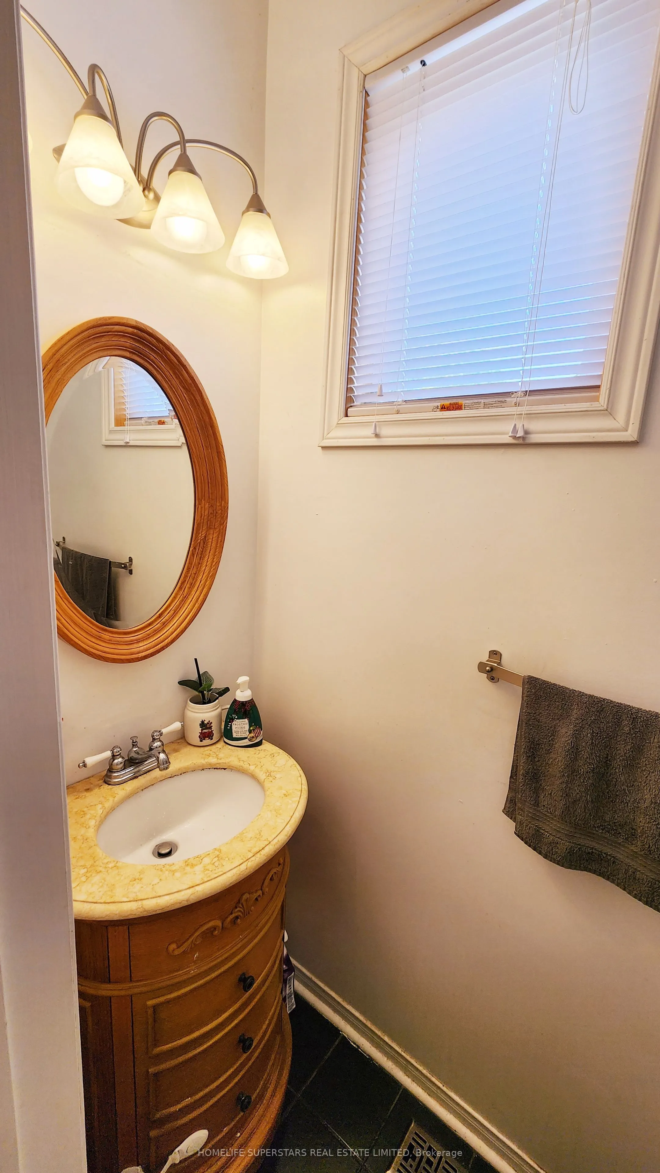 833 Scollard Court, #152