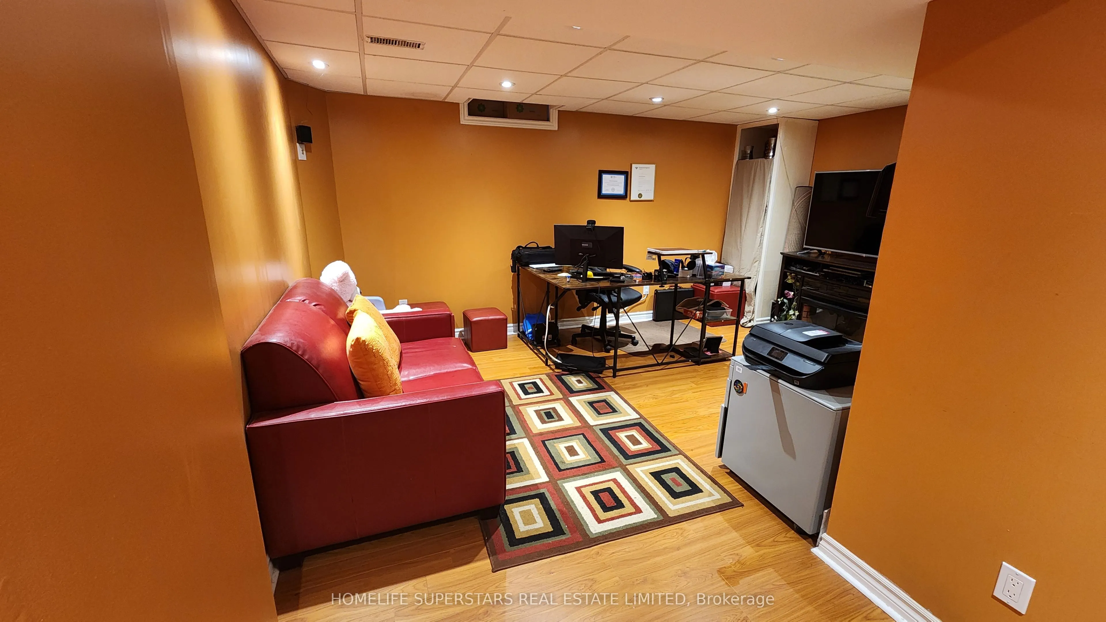 833 Scollard Court, #152