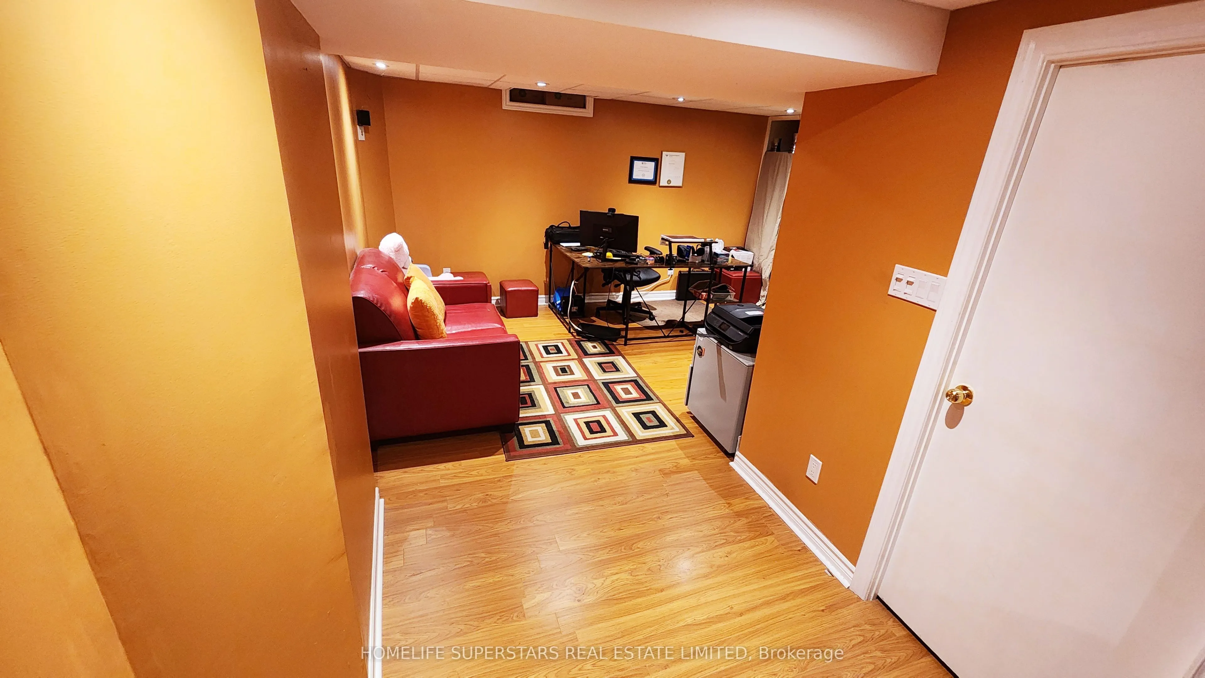 833 Scollard Court, #152