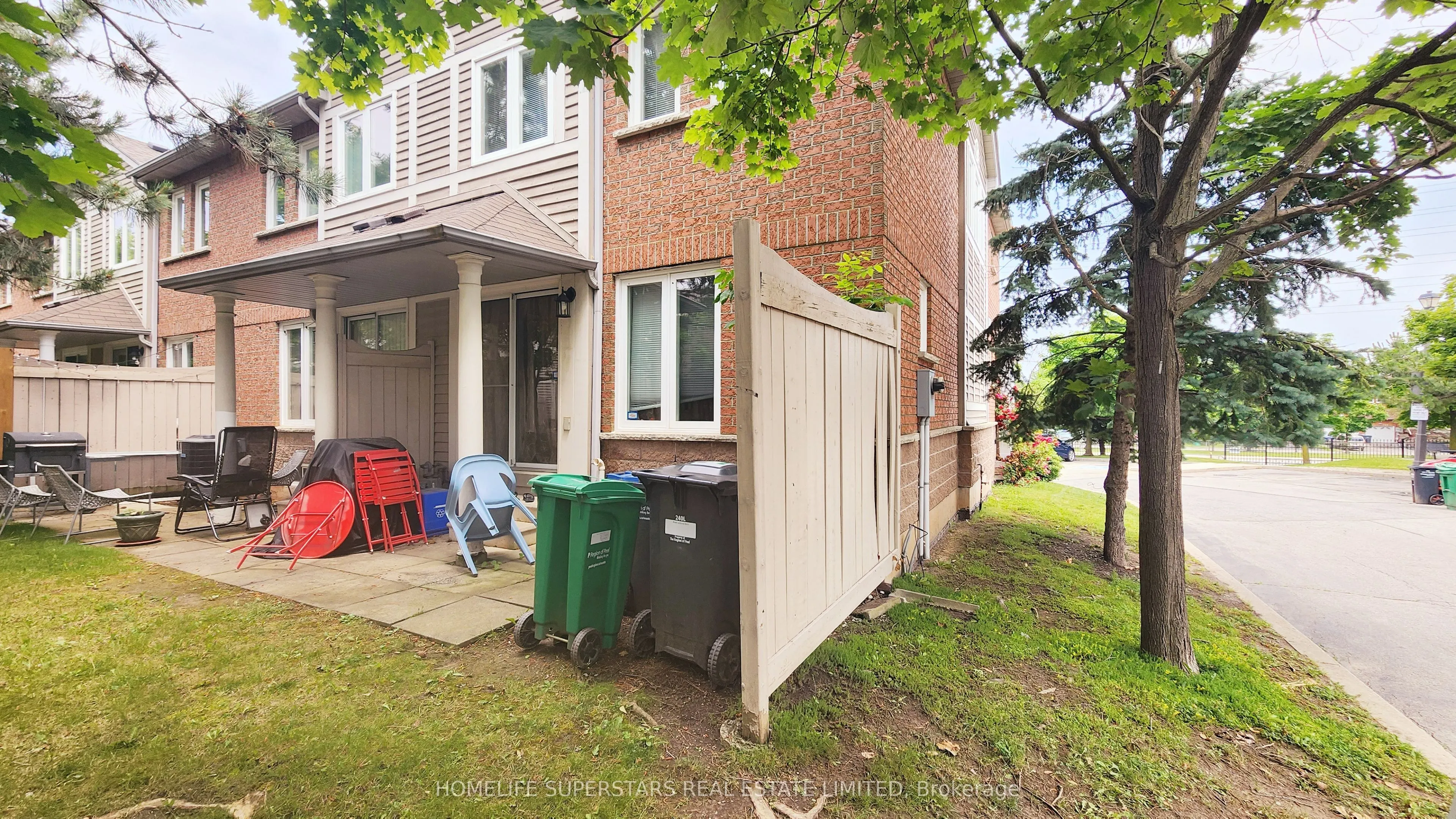 833 Scollard Court, #152