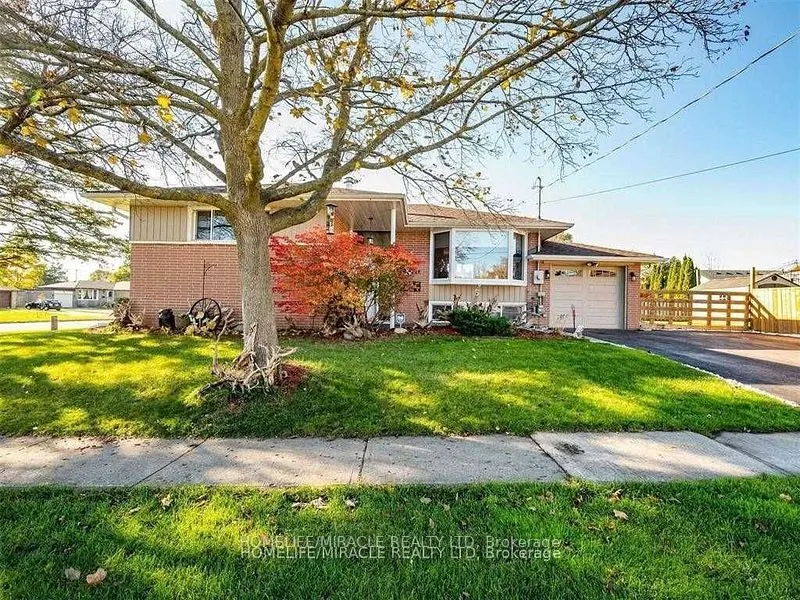 5 Mackenzie Drive