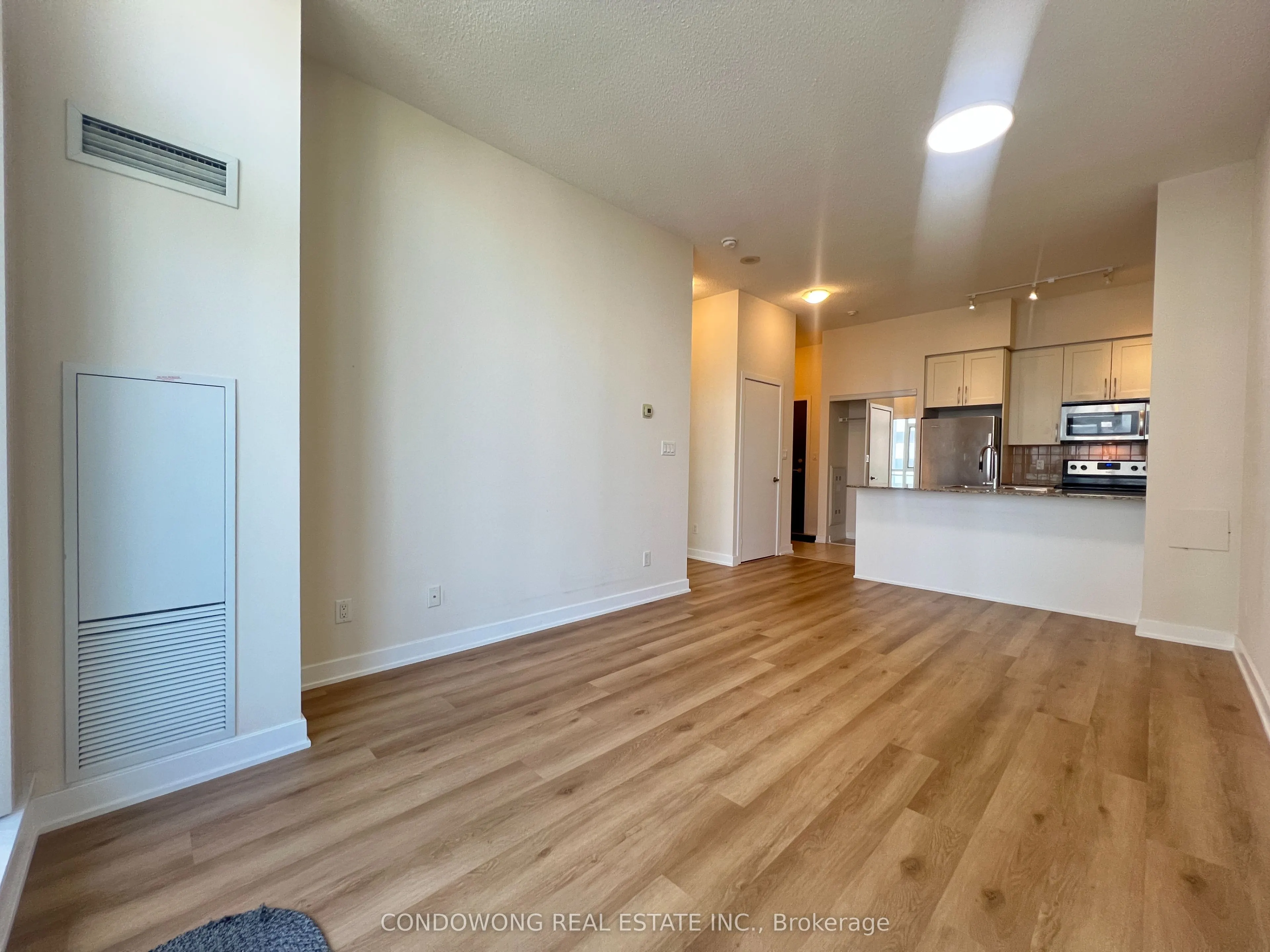 4070 Confederation Parkway, #701