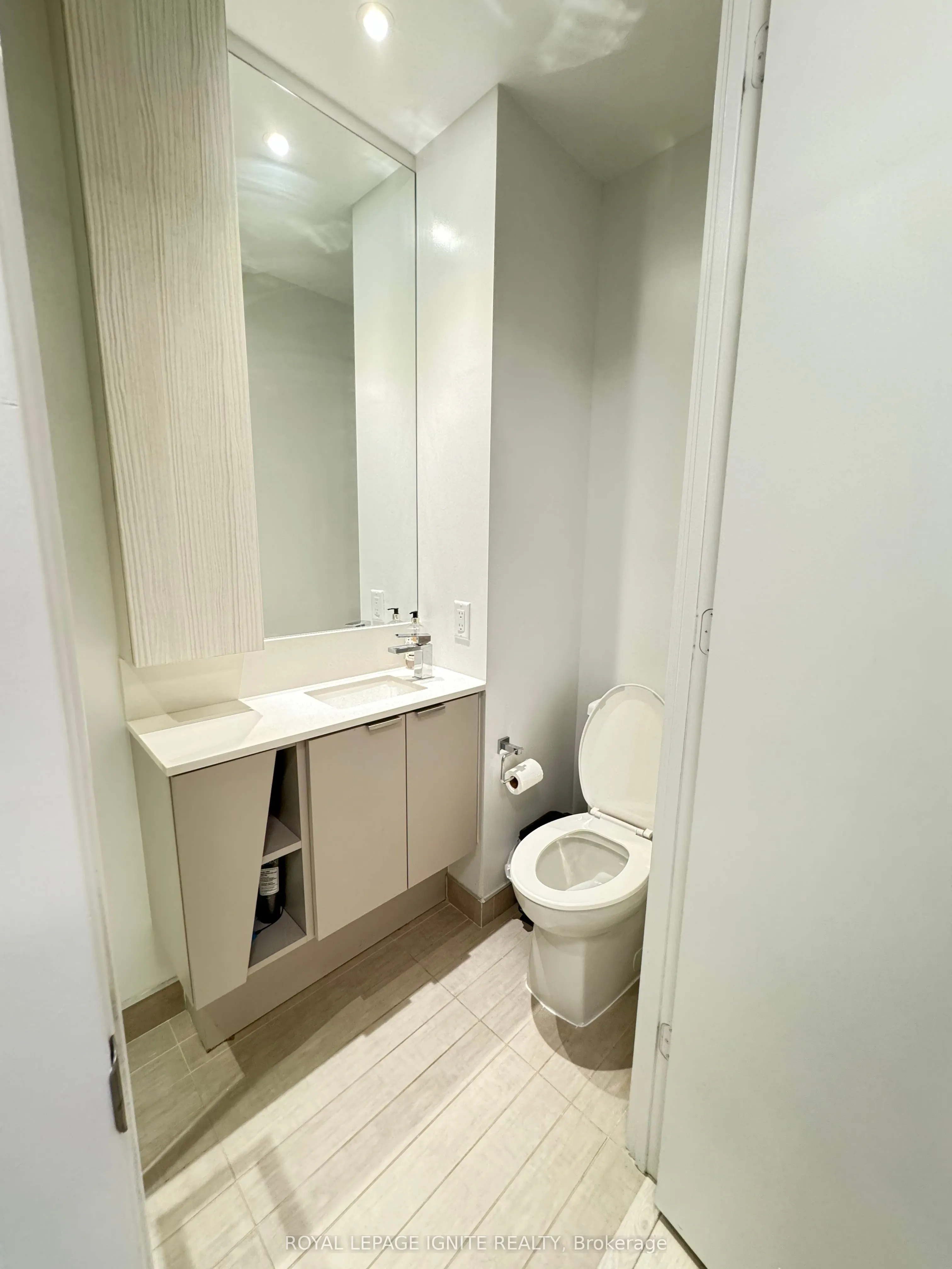 3883 Quartz Road, #501