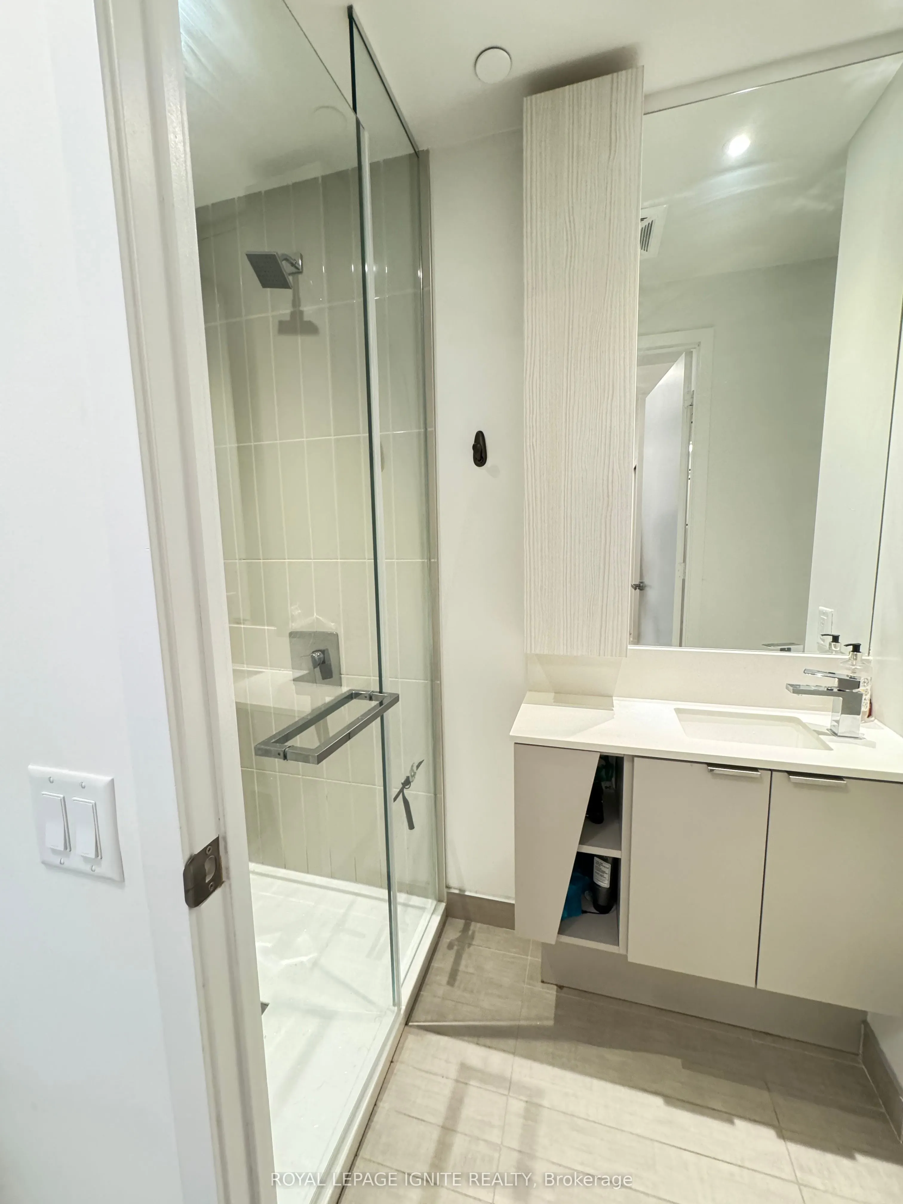 3883 Quartz Road, #501