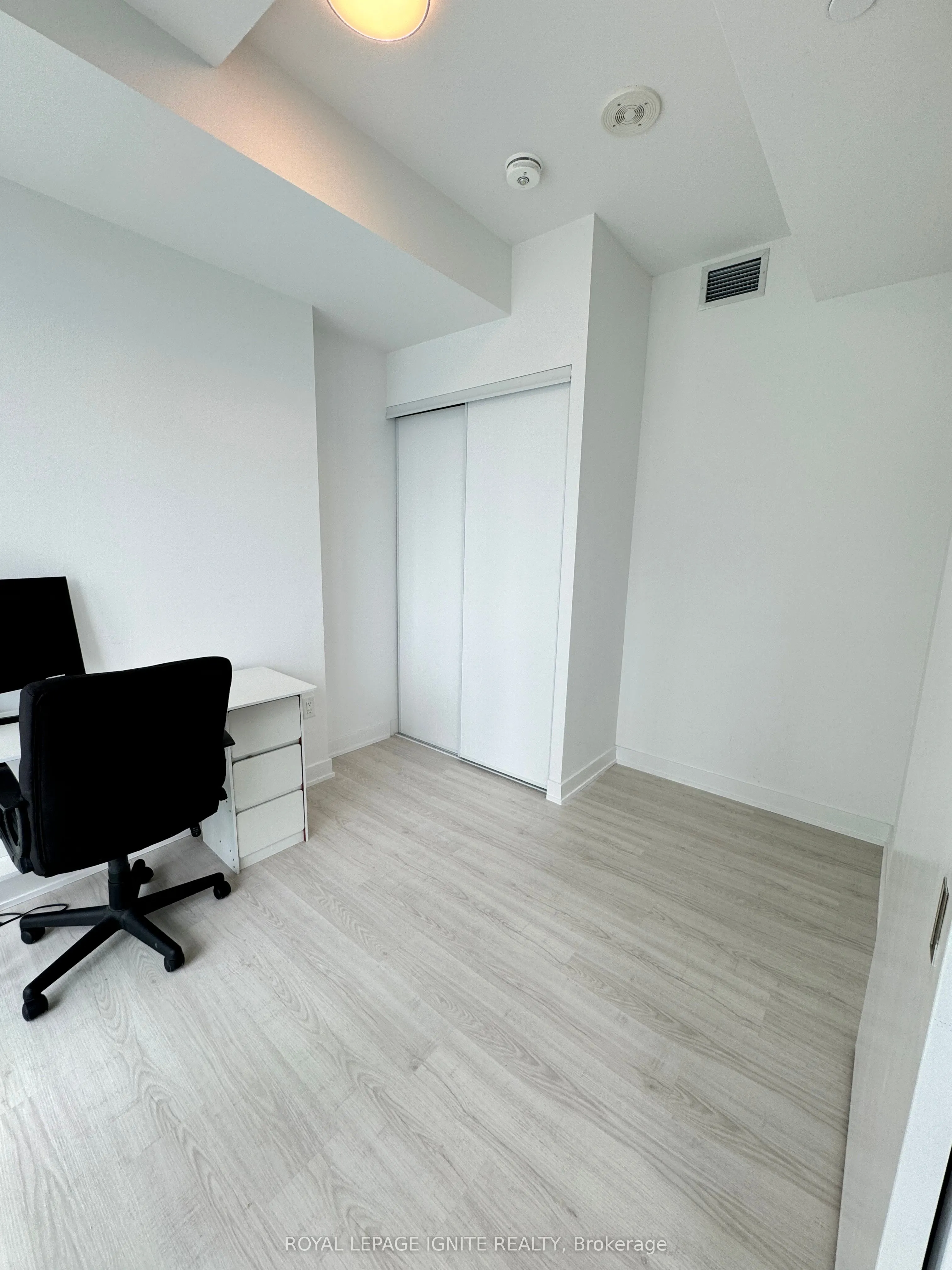 3883 Quartz Road, #501