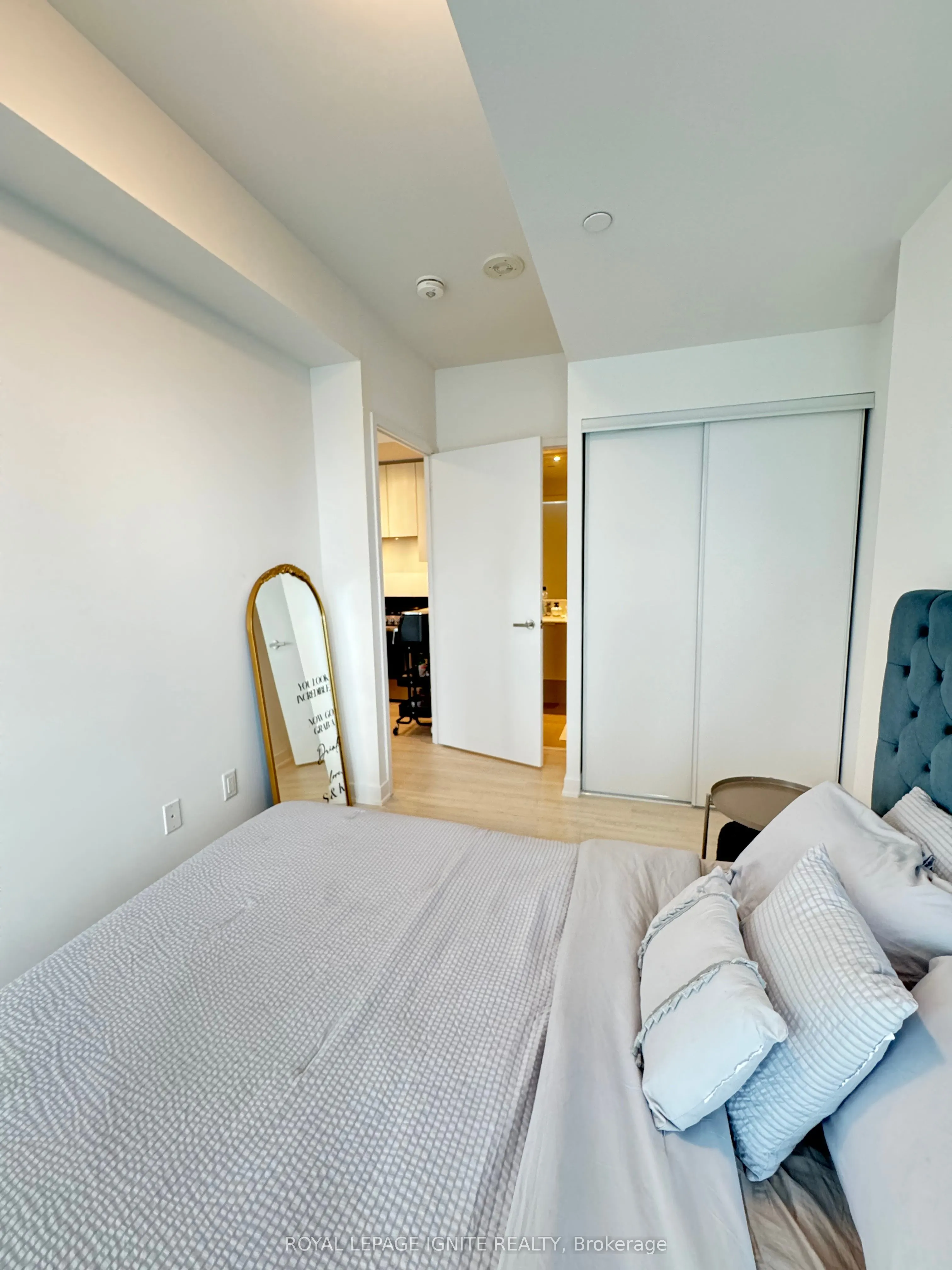 3883 Quartz Road, #501