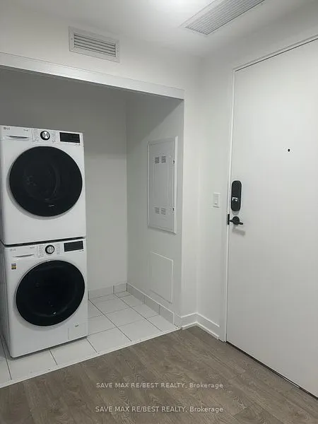 225 Malta Avenue, #1004