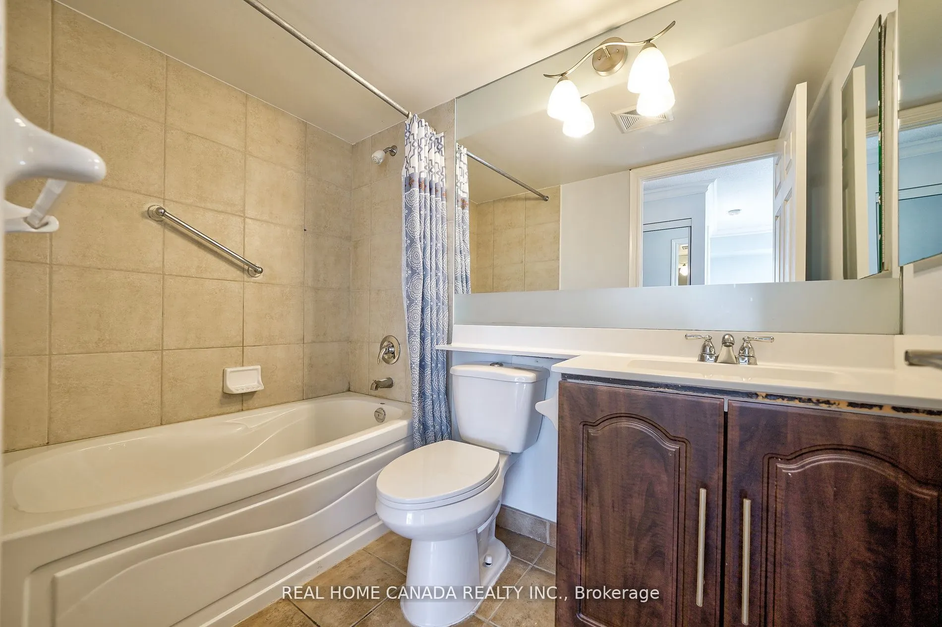 310 Burnhamthorpe Road W, #2811