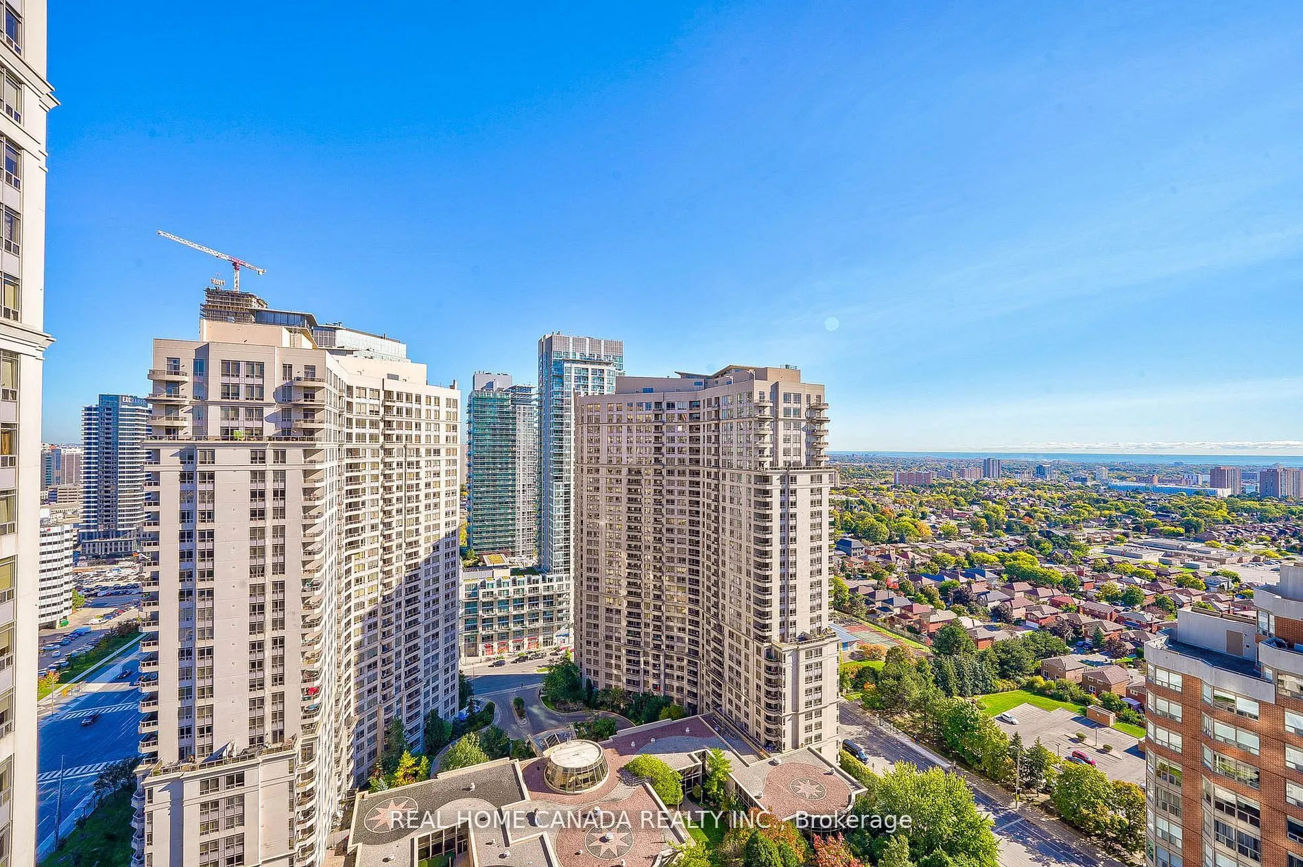 310 Burnhamthorpe Road W, #2811