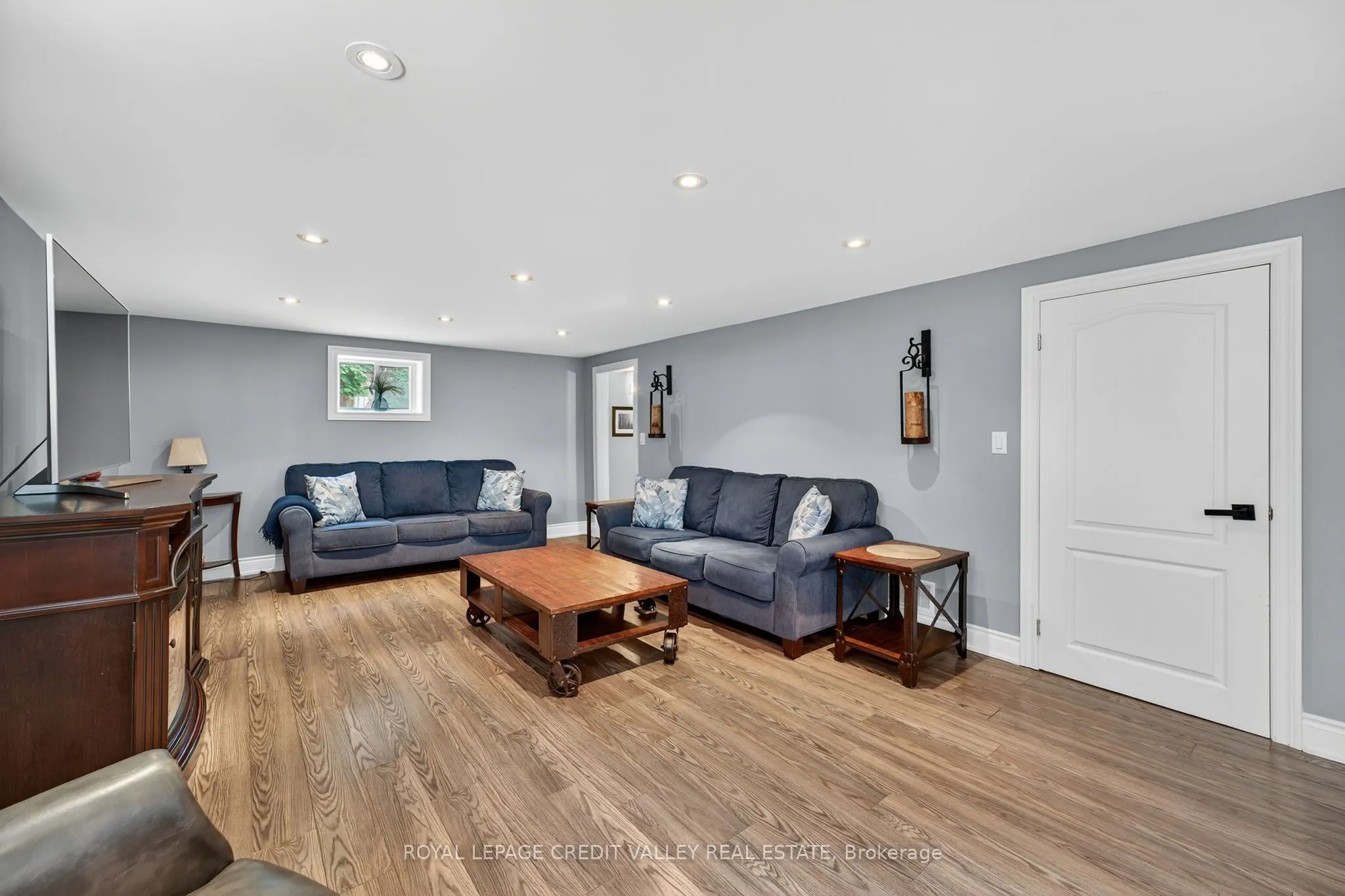 24 Willis Drive