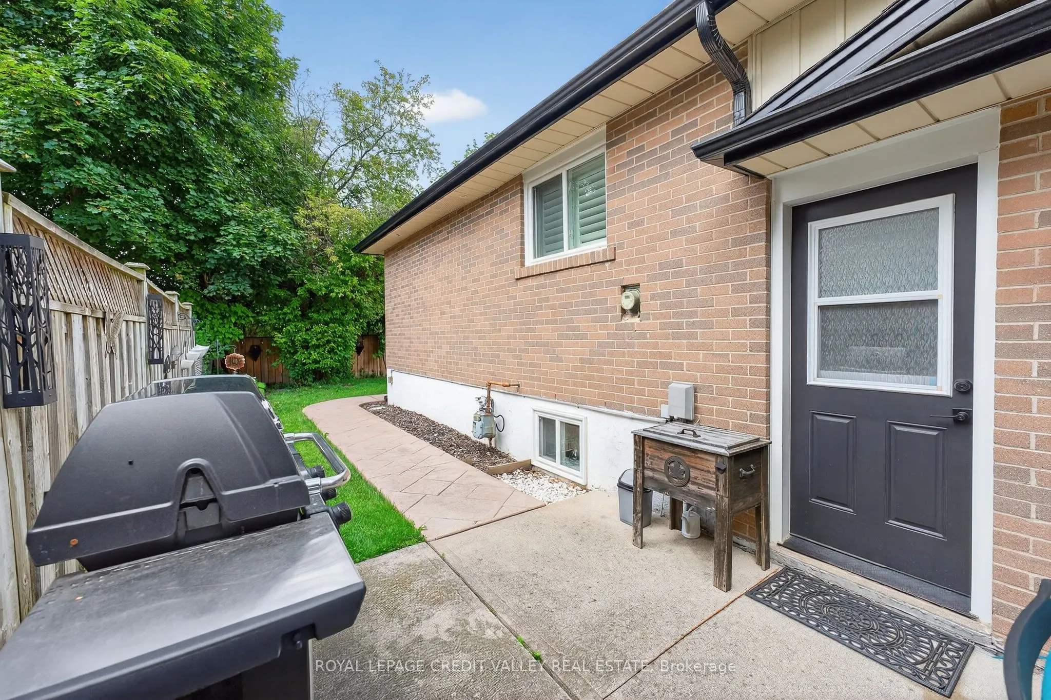 24 Willis Drive