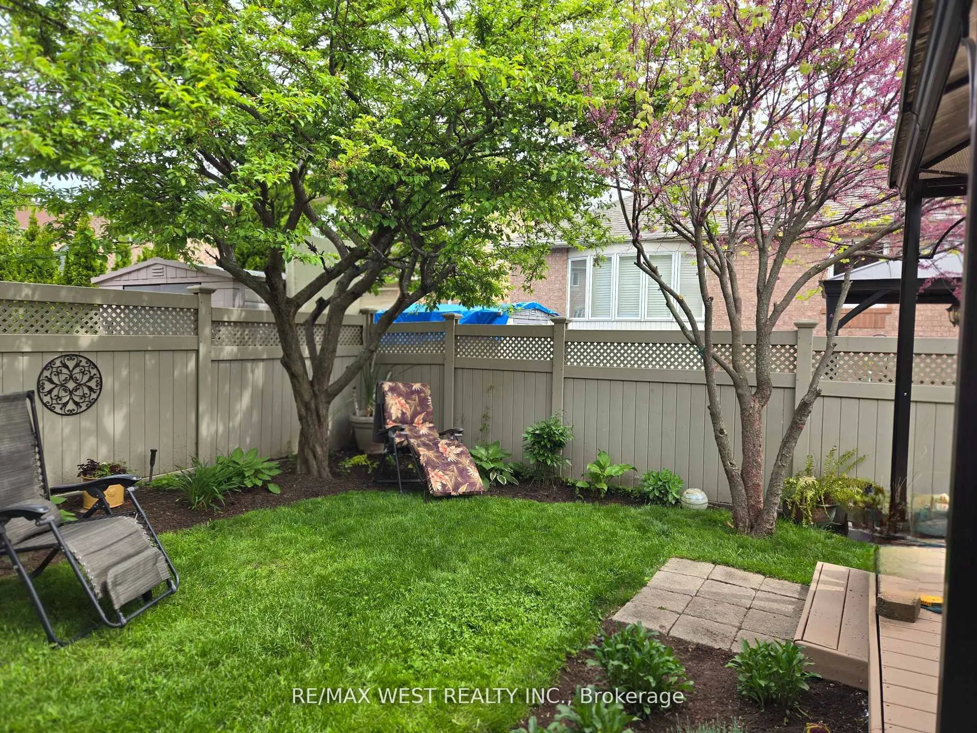 2223 Lapsley Crescent