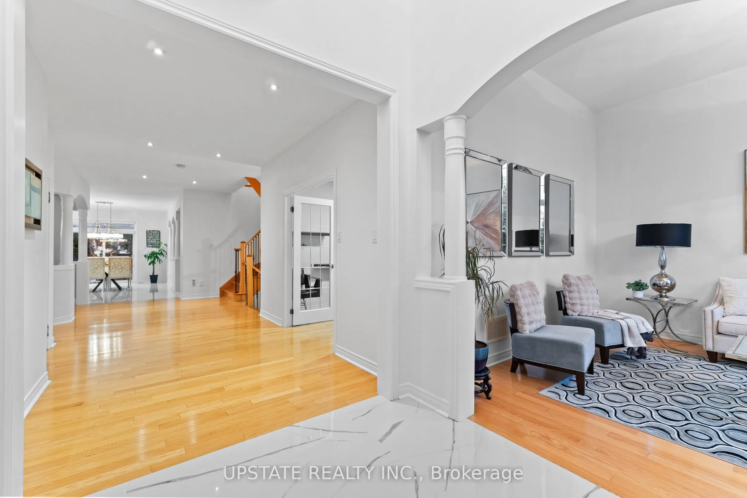6 Islington Drive
