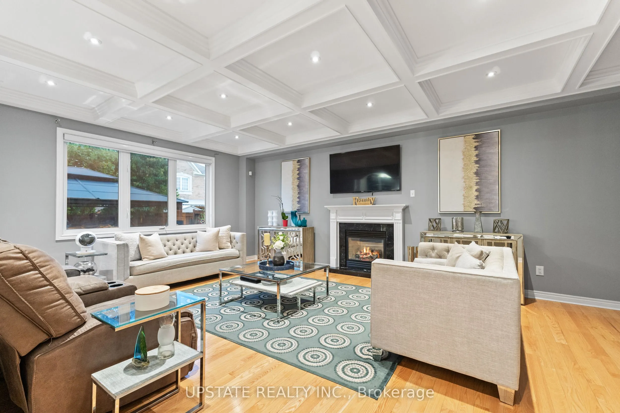 6 Islington Drive