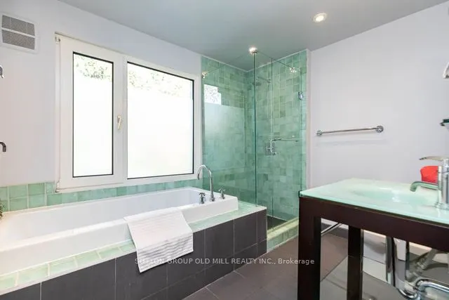 44 Wright Avenue, #Ave