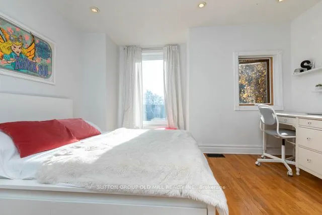 44 Wright Avenue, #Ave