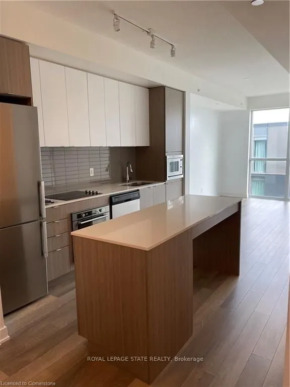5220 Dundas Street, #D412