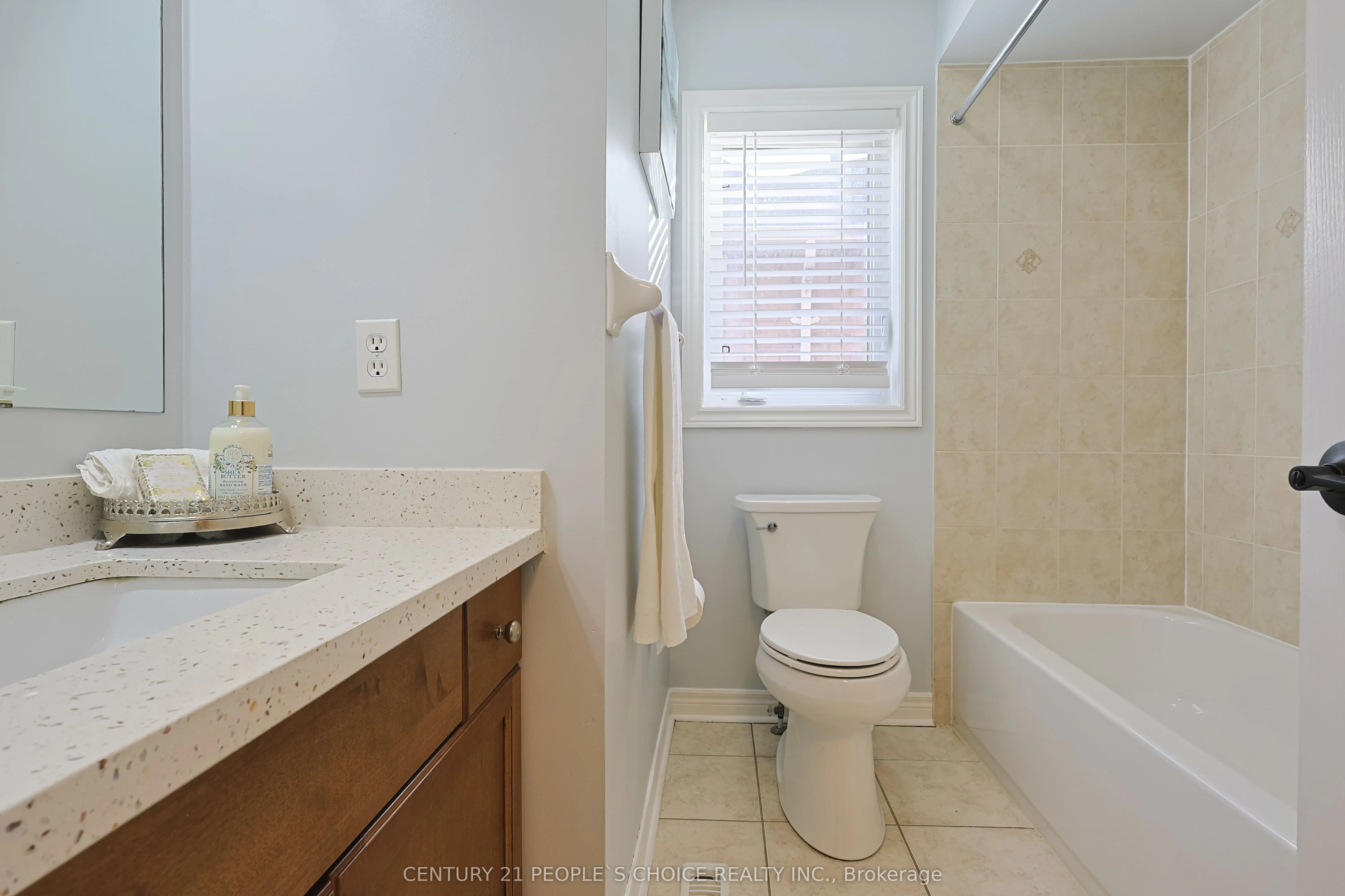 114 Begonia Crescent