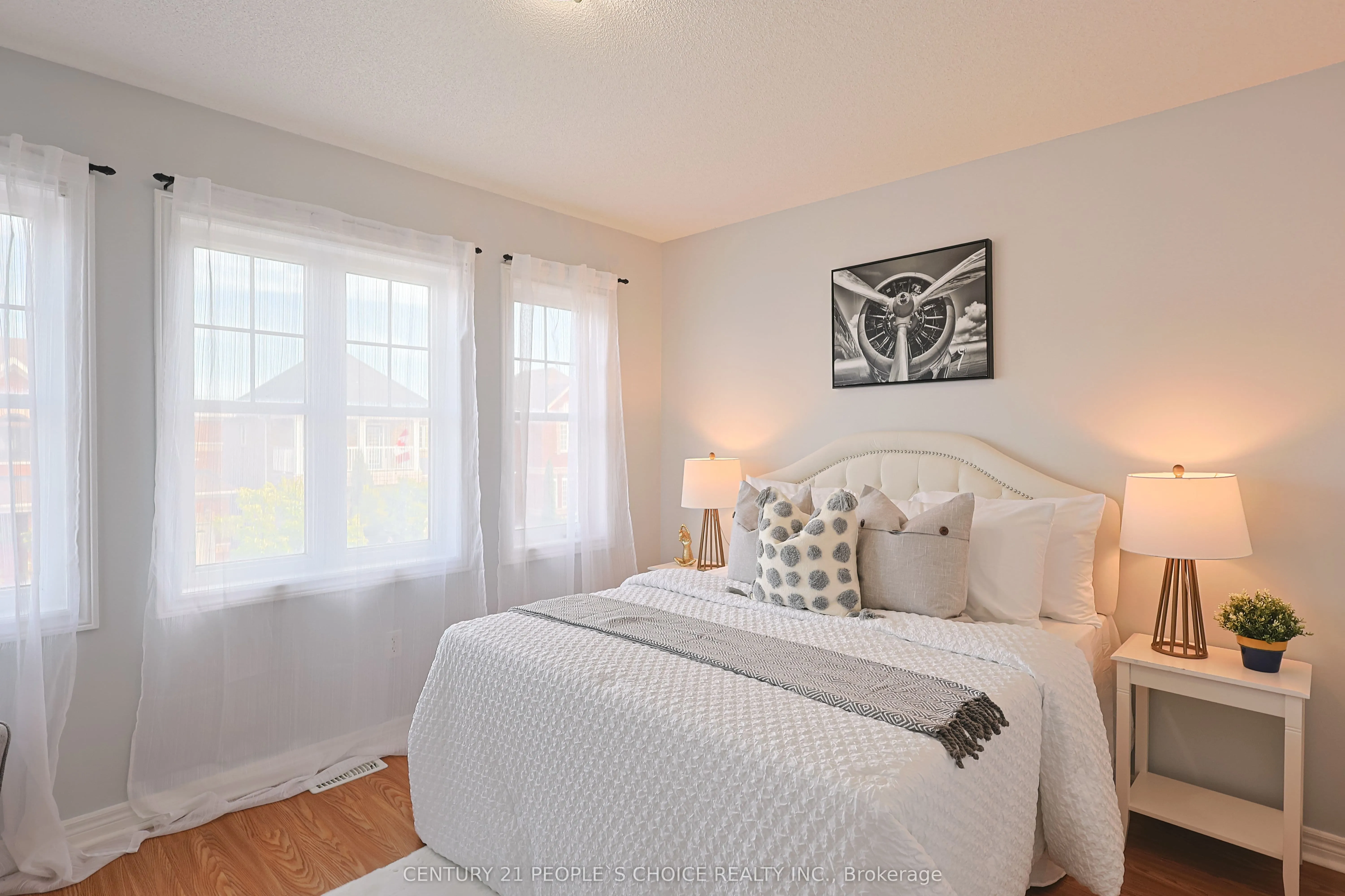 114 Begonia Crescent