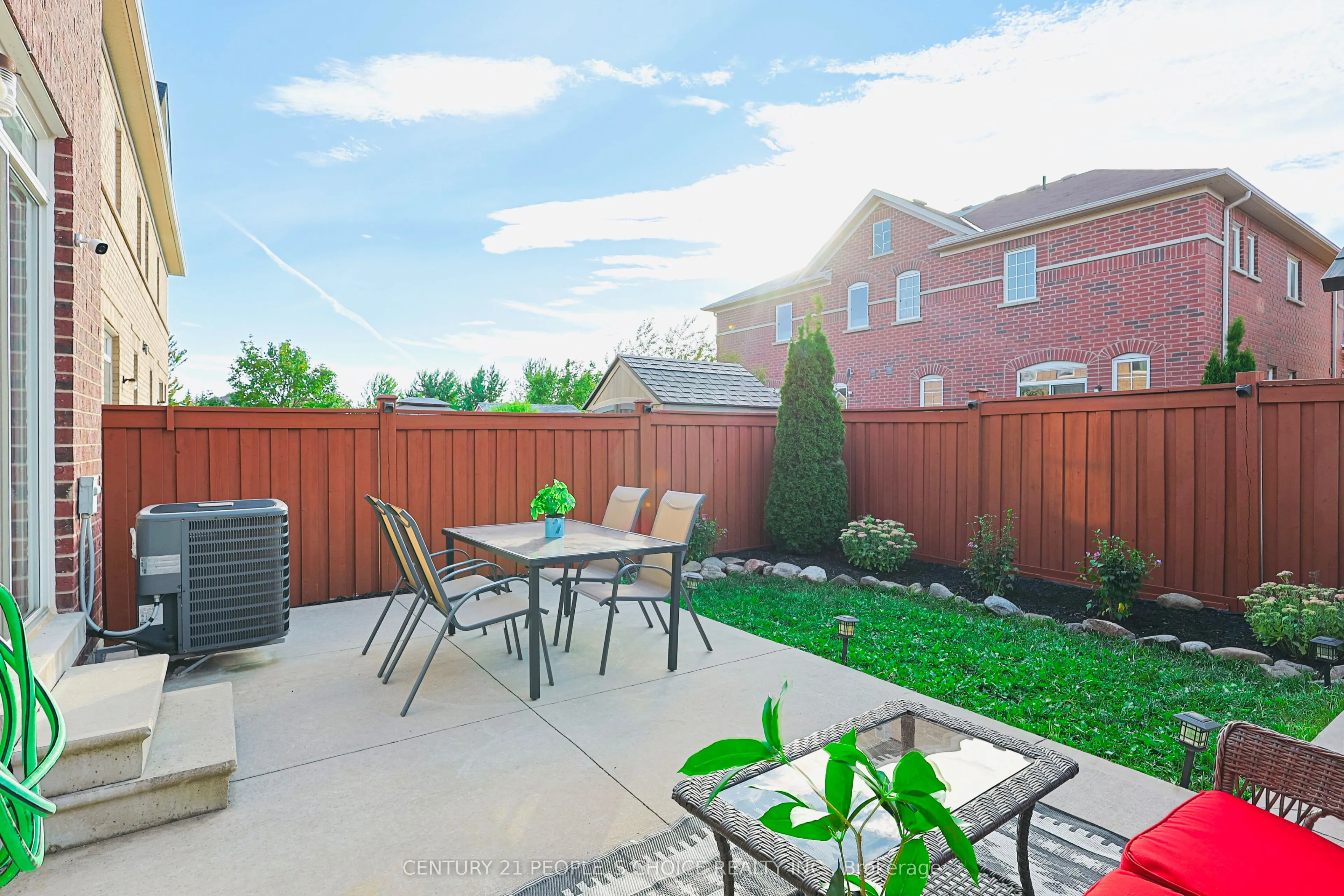114 Begonia Crescent