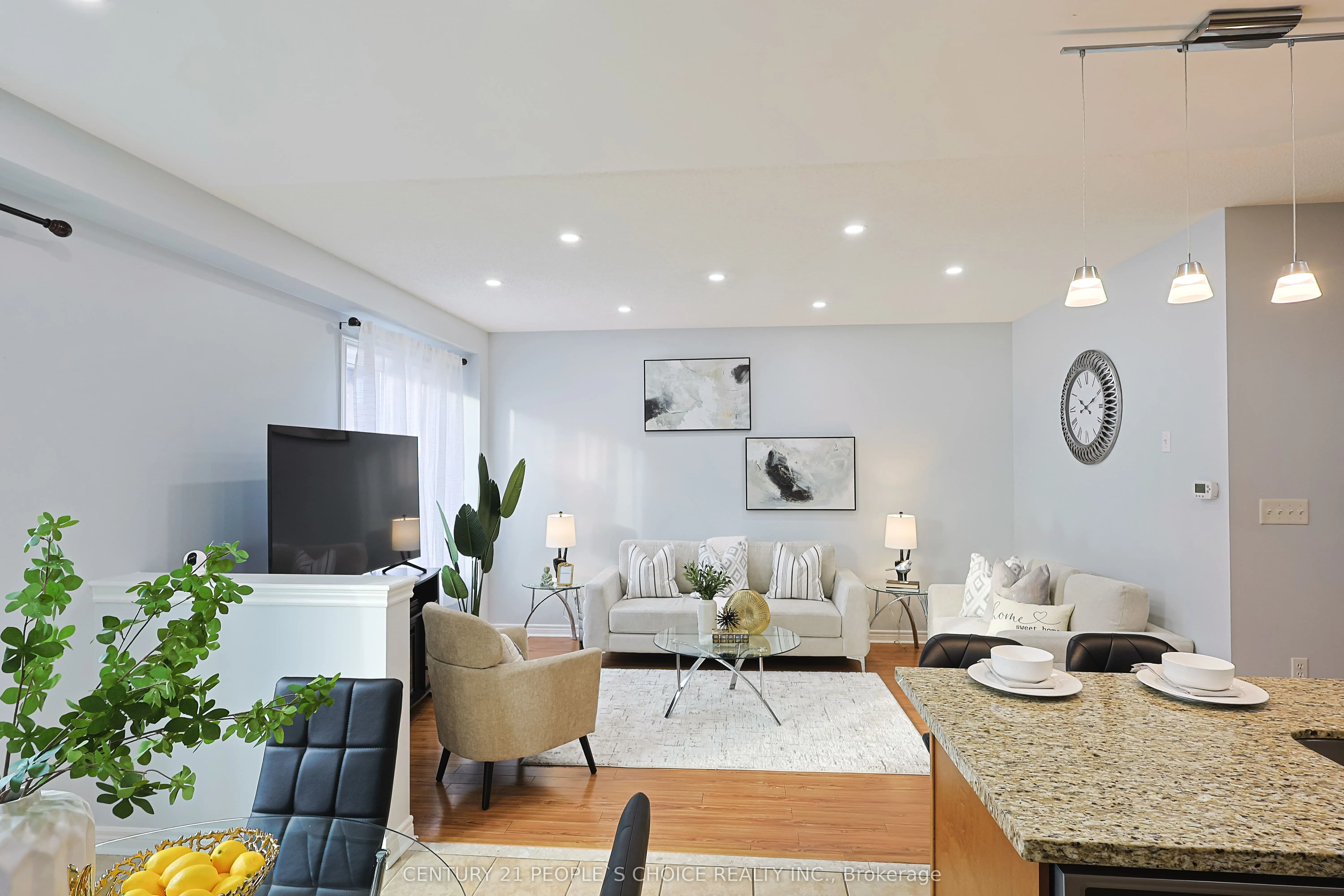 114 Begonia Crescent