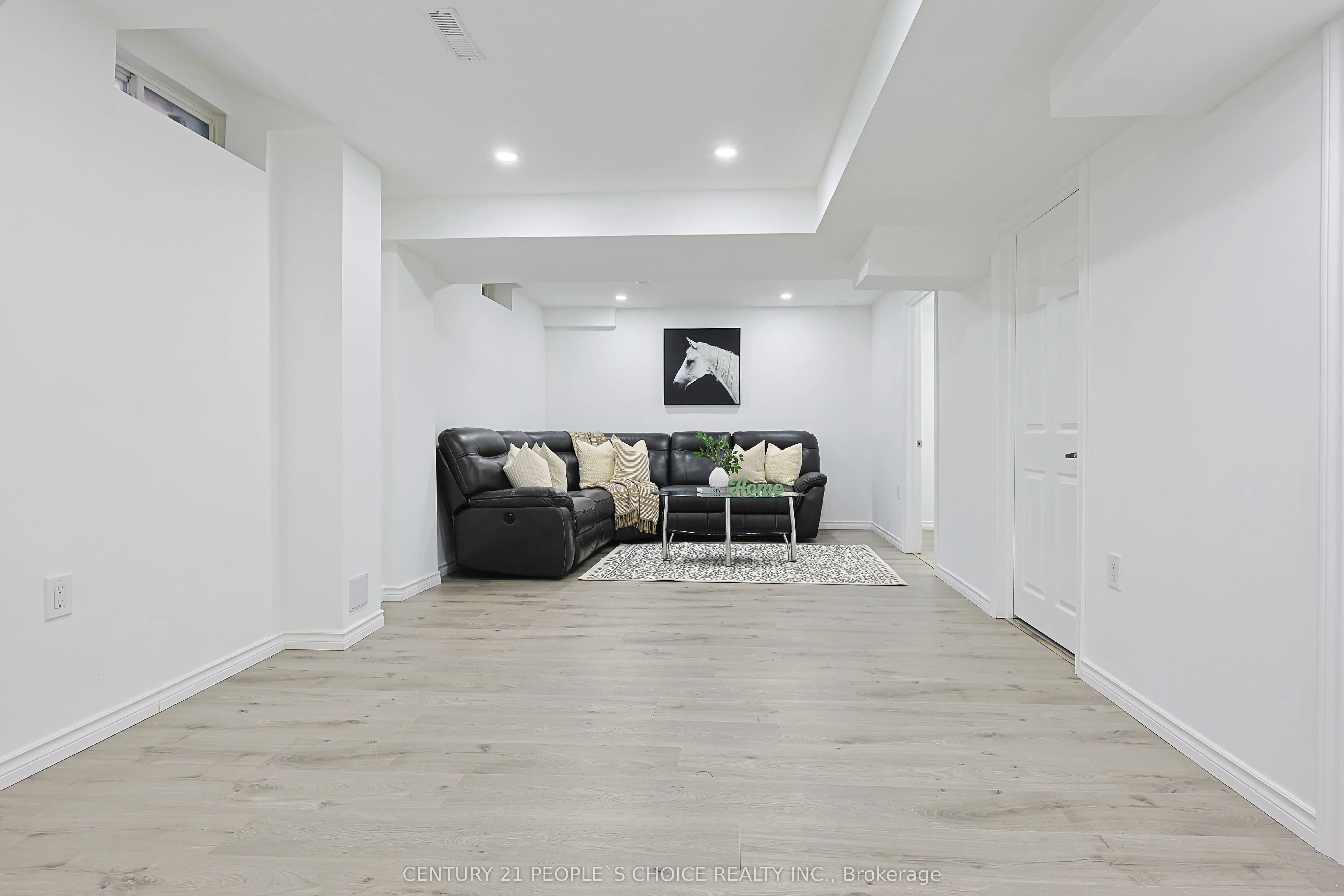 114 Begonia Crescent