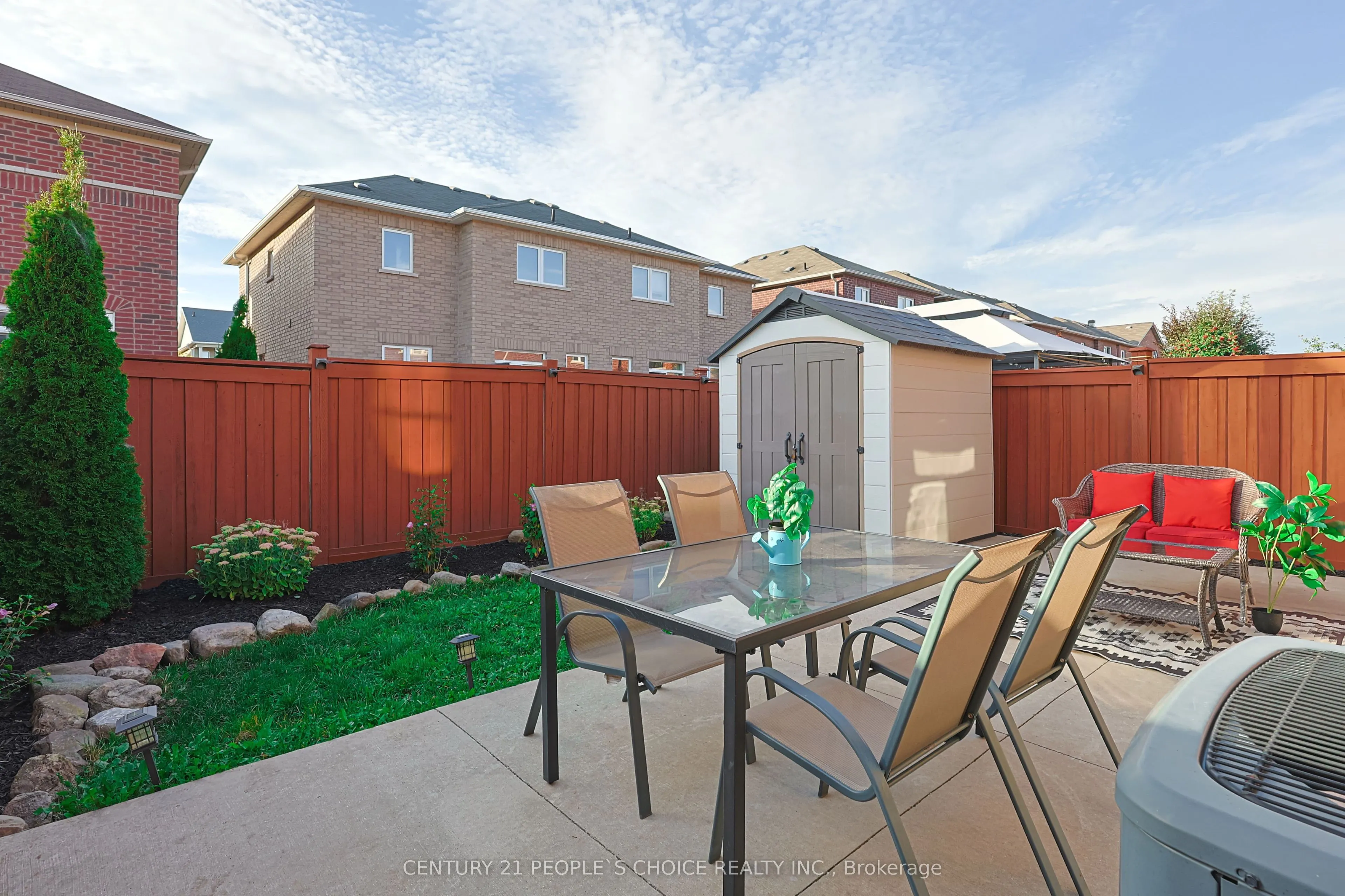 114 Begonia Crescent