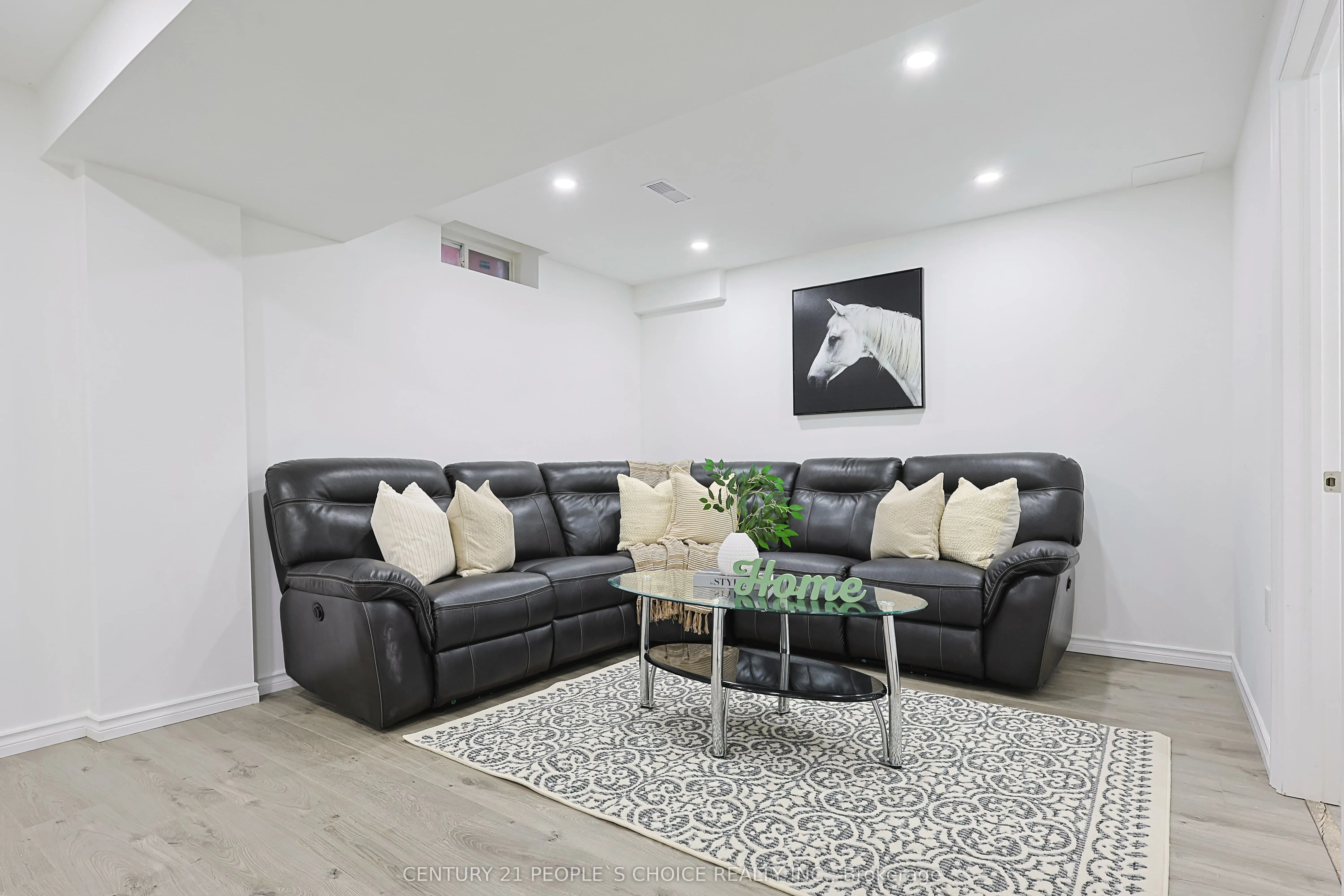 114 Begonia Crescent