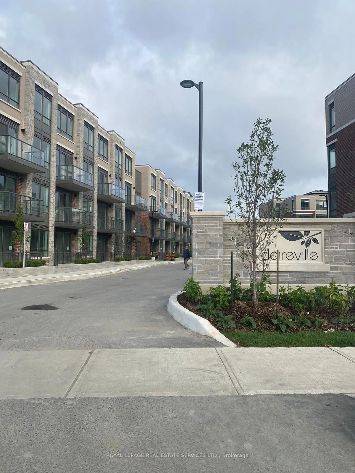 65 Attmar Drive, #260