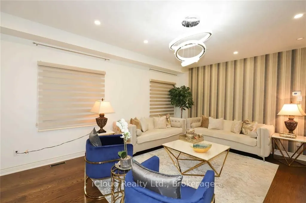 5153 Nestling Grove
