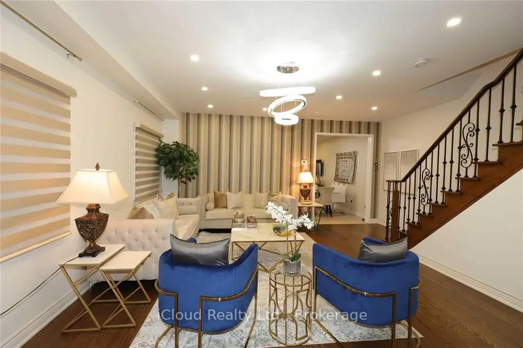 5153 Nestling Grove